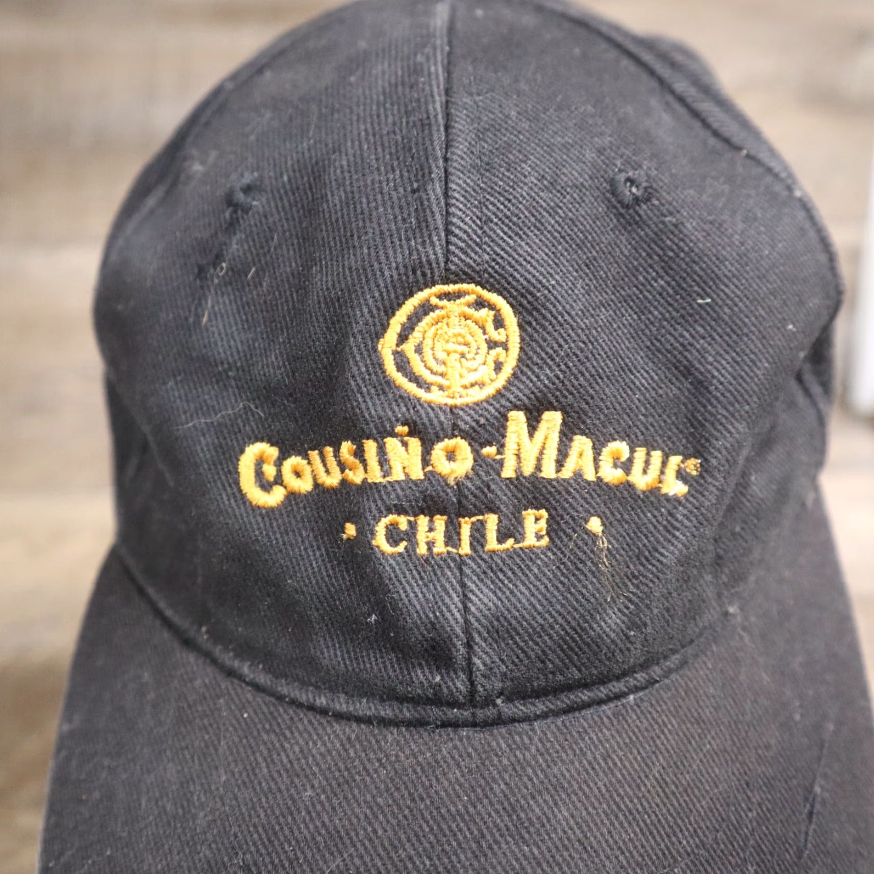 Vintage VINTAGE Hat Unbranded Black Adjustable Strapback 1940 CHILE Cosecha VINA COUSINO MACUL GRAN VINO BLACK CAP HAT Mens Size ONE SIZE - 2 Thumbnail