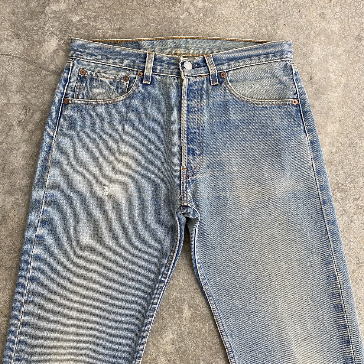 Levi's Size 31x30.5 VTG 90’s Levis 501xx Light Blue Jeans Size US 31 - 2 Thumbnail