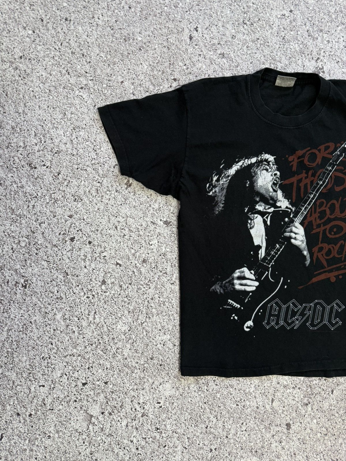 AC/DC × Band Tees Rare Vintage 2004 AC/DC For Those About To Rock Rock T-Shirt Size US L / EU 52-54 / 3 - 4 Thumbnail