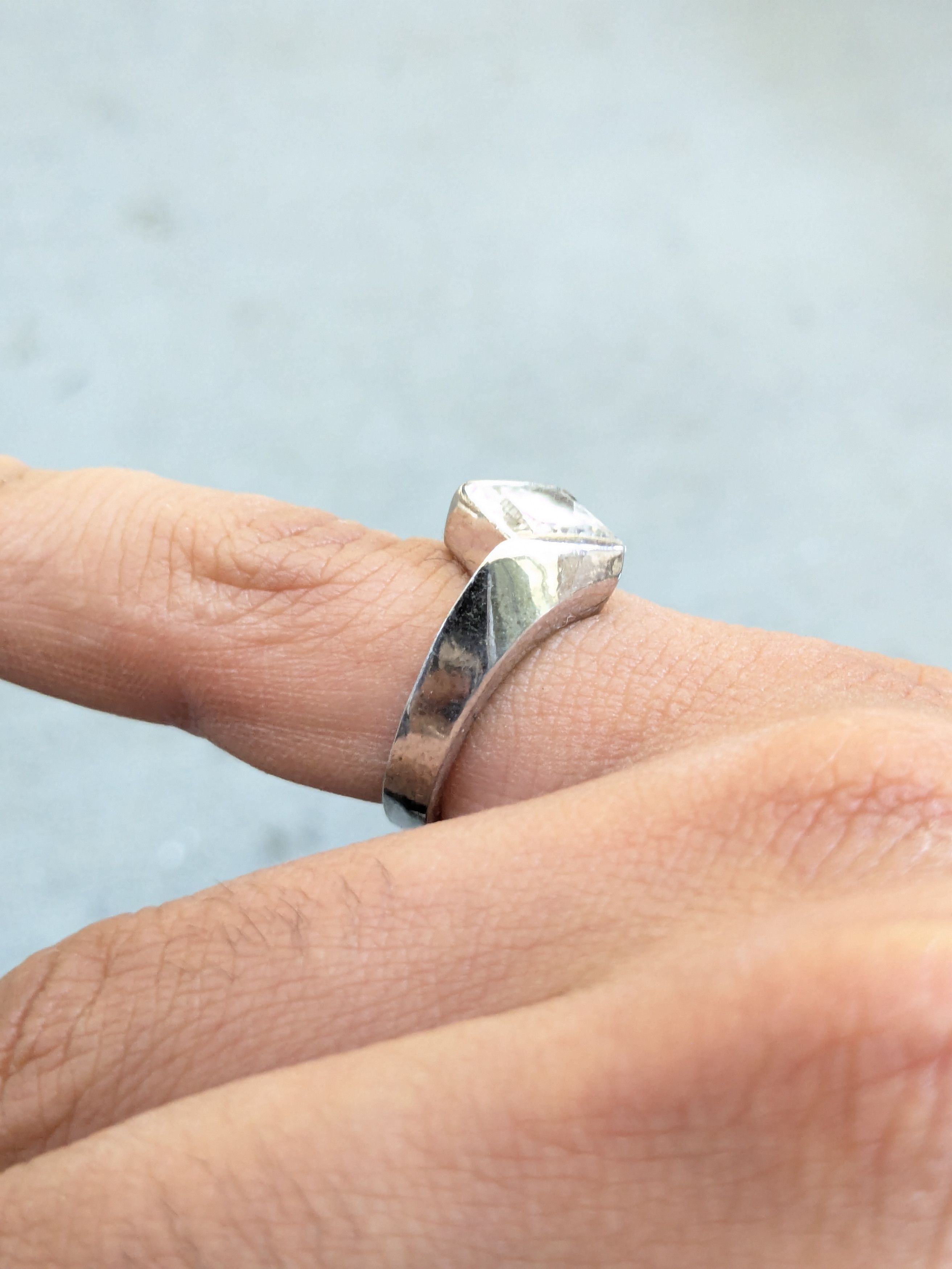Jewelry Vintage Sterling Silver Ring 6.75 CZ Square Band Modern Size ONE SIZE - 9 Thumbnail