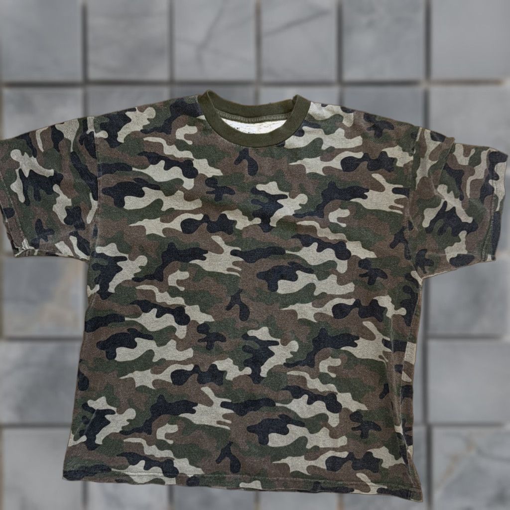 AMO Camo T-Shirt XL Green Camouflage Basic Tee Mid Weight Men Regular XL Mens Shirt Size US XL / EU 56 / 4 - 1 Thumbnail