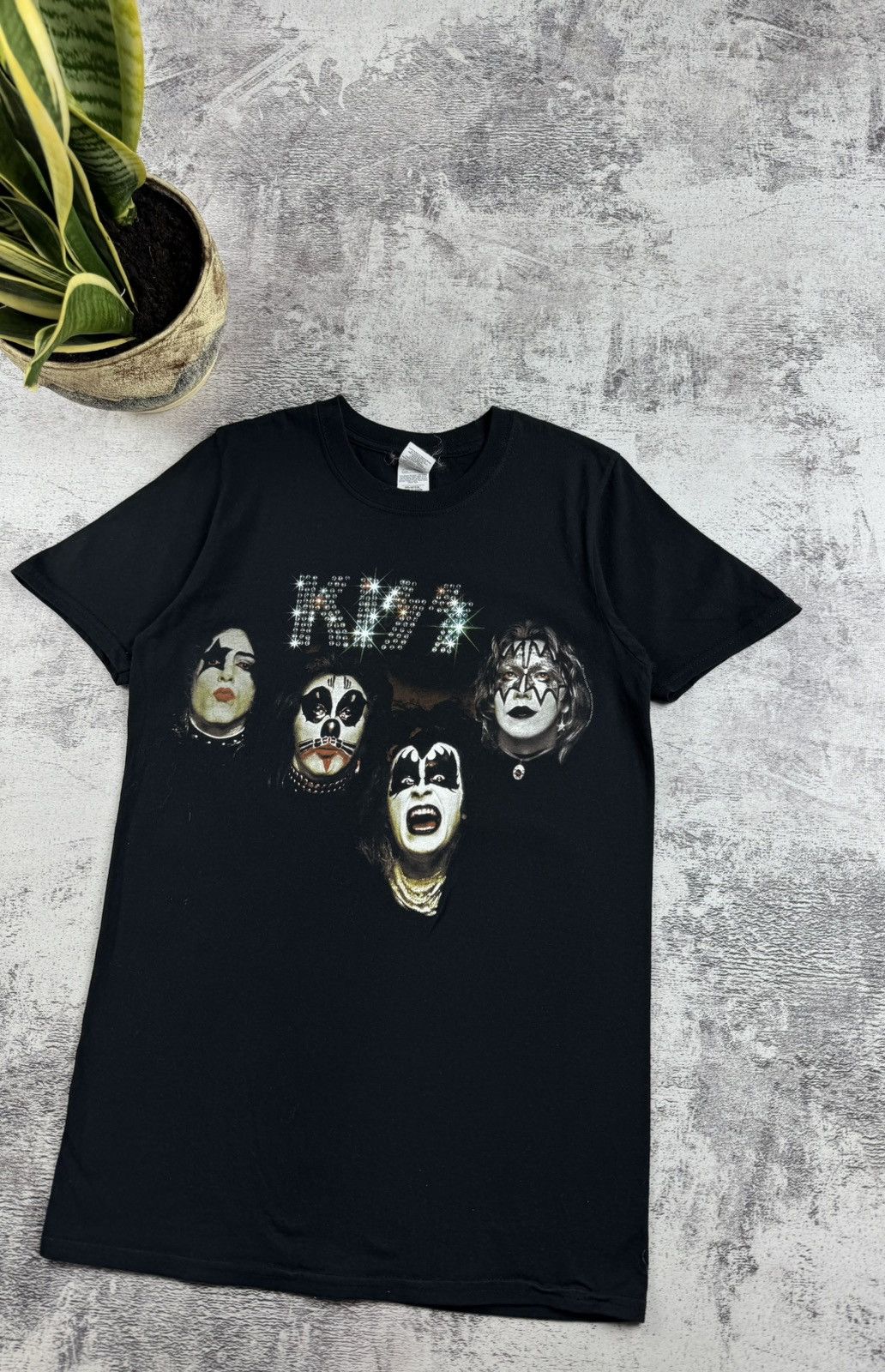 KISS KISS 2015 Gildan Tour Faded Merch Devil Jersey T Shirt Tee Size US S / EU 44-46 / 1 - 3 Thumbnail