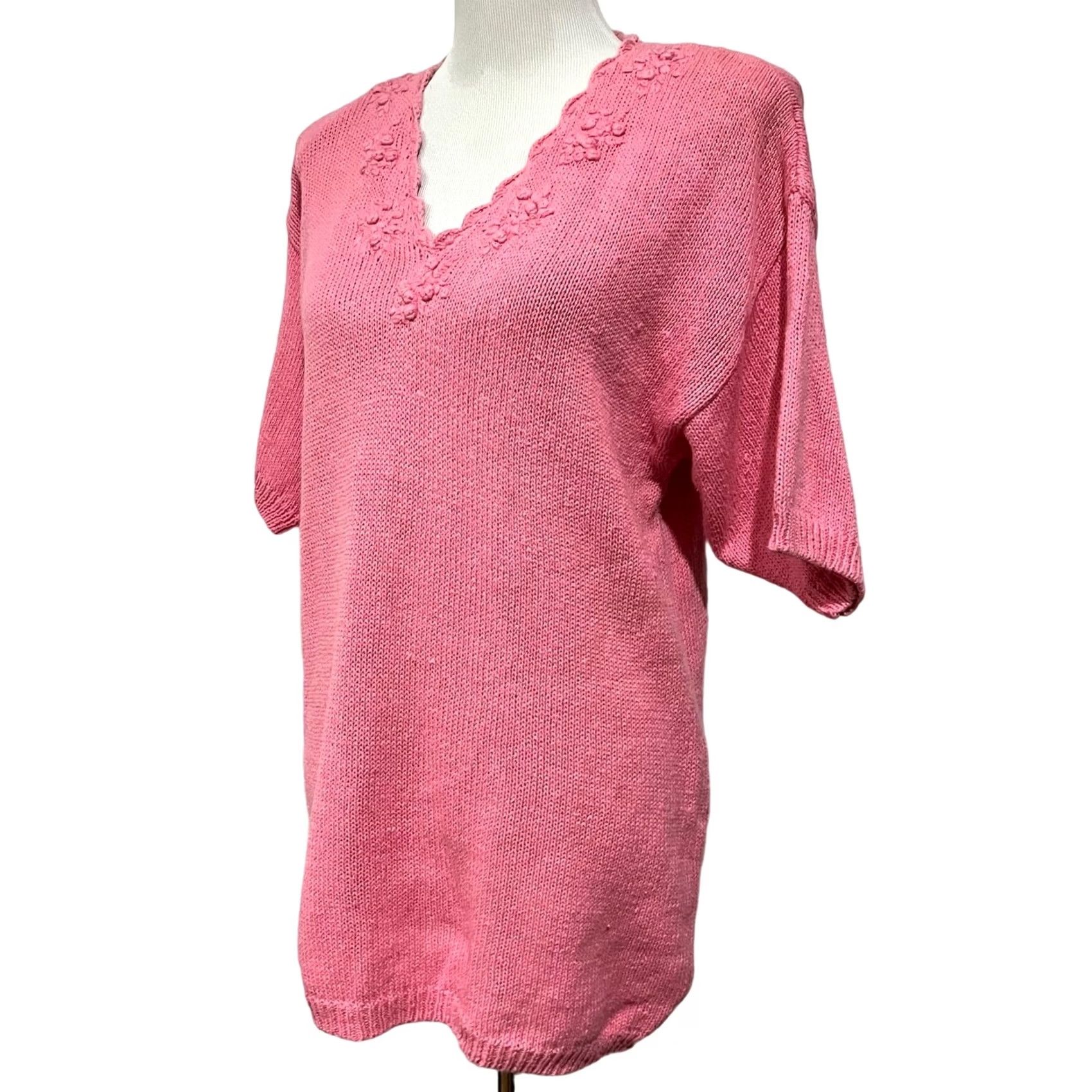 Vintage Chic Vintage Sweater Pink Cotton Floral Neckline V-Neck Shoulder Pads 80s 90s Womens Large Pullover Size L / US 10 / IT 46 - 3 Thumbnail
