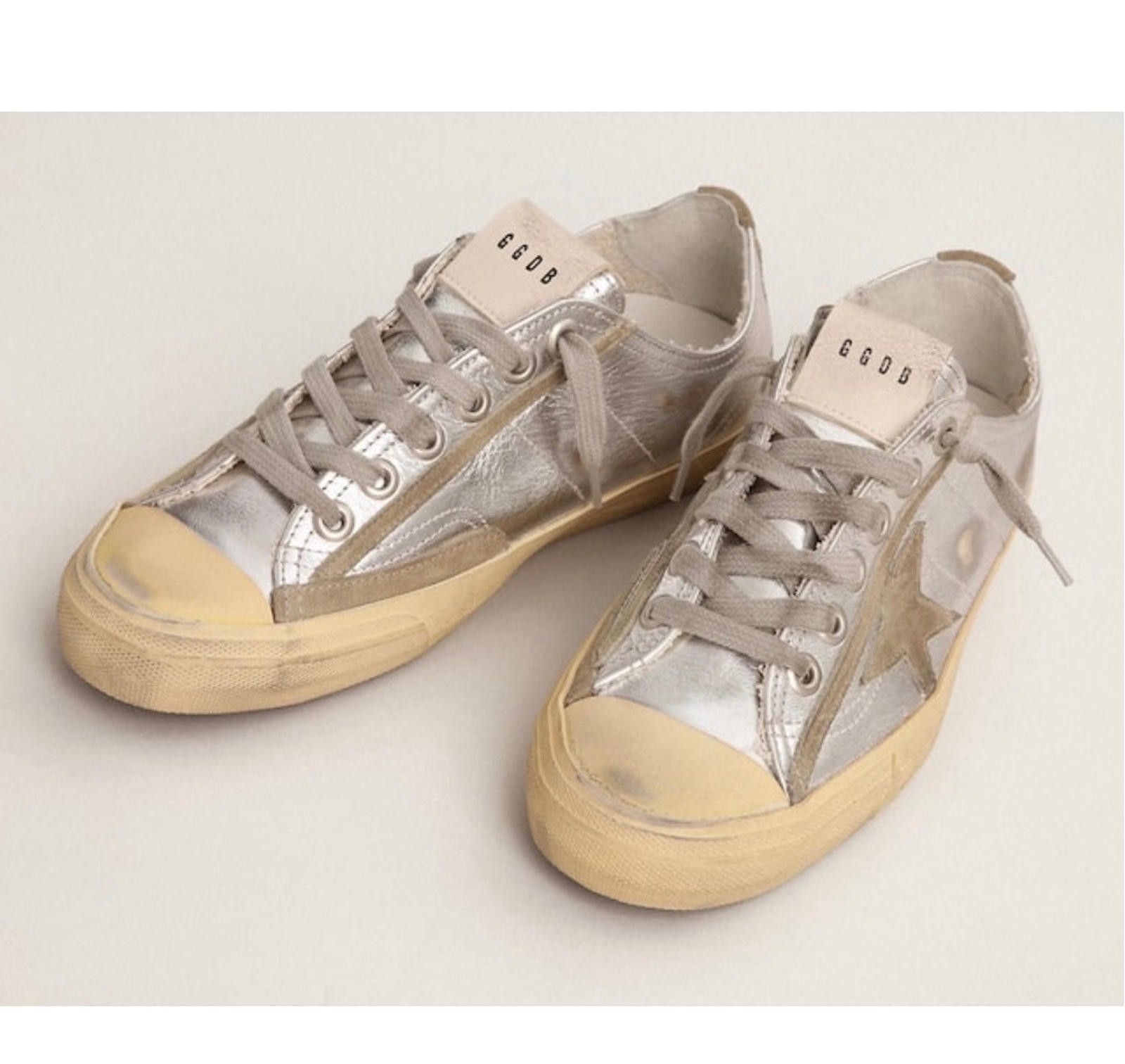 Golden Goose Golden Goose V Star 2 Sneakers Size US 5 / IT 35 - 2 Thumbnail