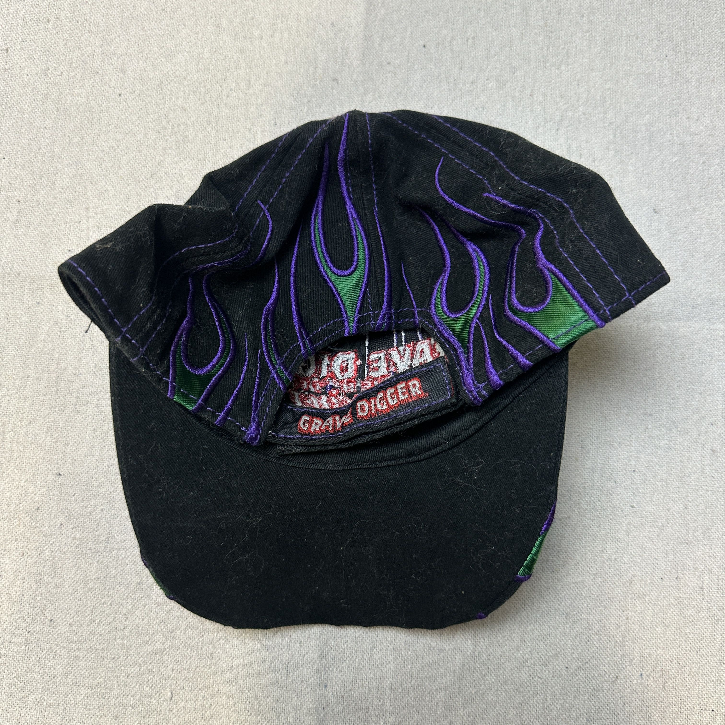 Other Vintage Grave Digger Monster Truck Flame Graphic Hat Size One Size Size ONE SIZE - 7 Thumbnail