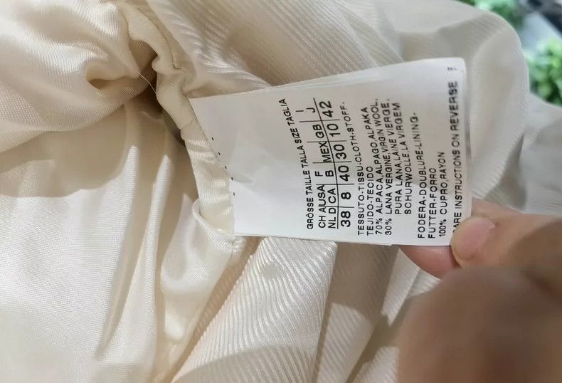 Max Mara Max Mara White coat with off-white alpaca wool collar Size M / US 6-8 / IT 42-44 - 8 Thumbnail
