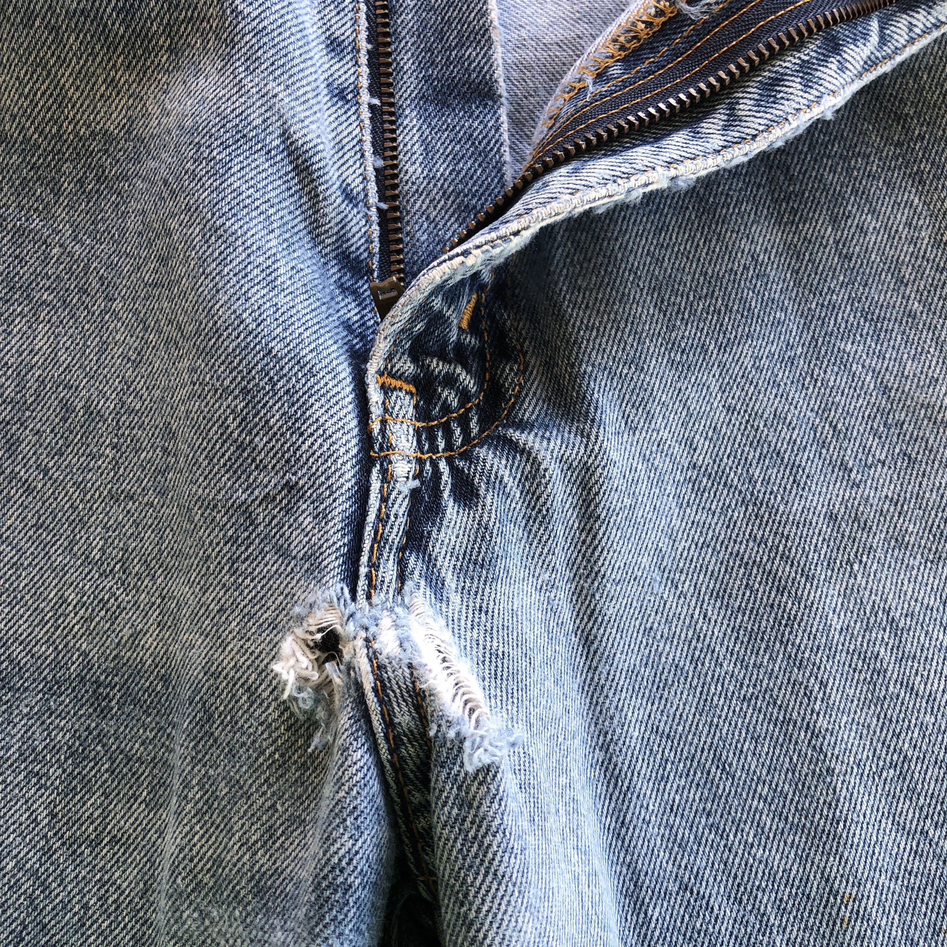 Levi's Vintage Distressed Levis Baggy Jeans Faded Levi's 569 Denim Size US 34 / EU 50 - 9 Thumbnail