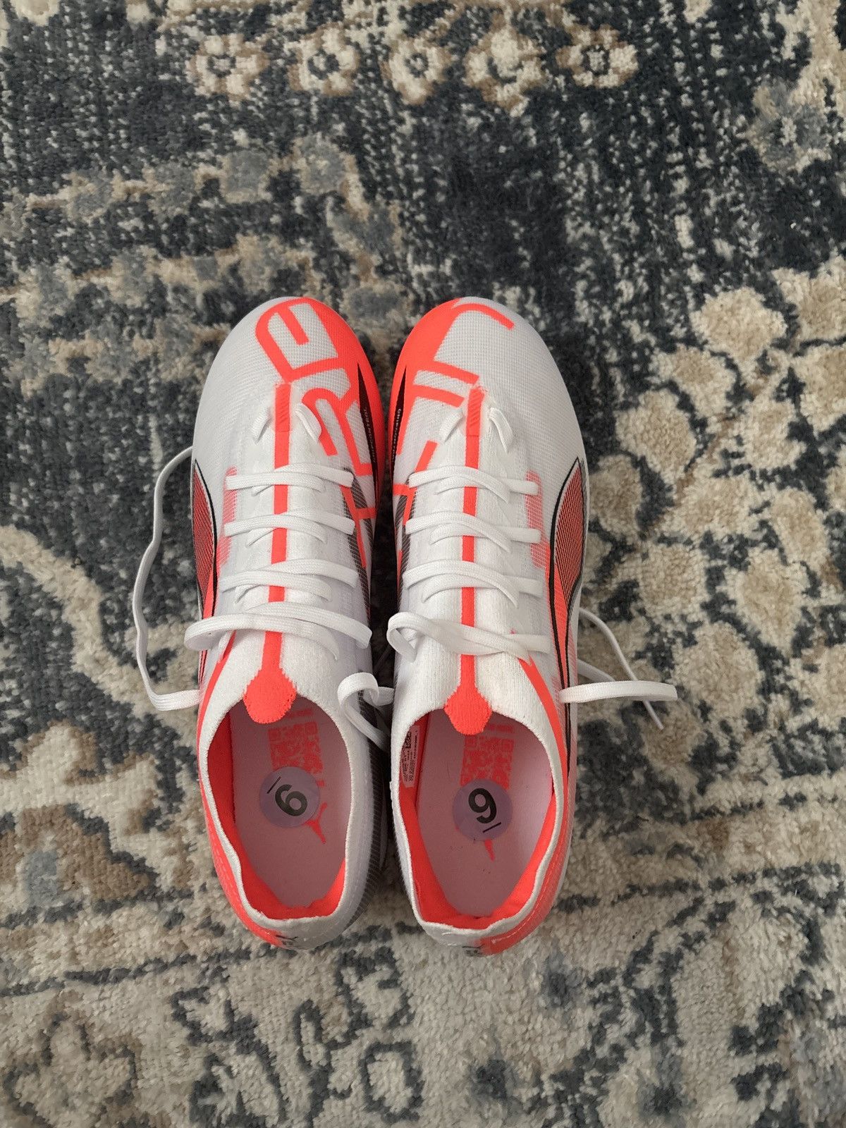 Puma Puma ULTRA 5 ULTIMATE Size US 9 / EU 42 - 2 Thumbnail