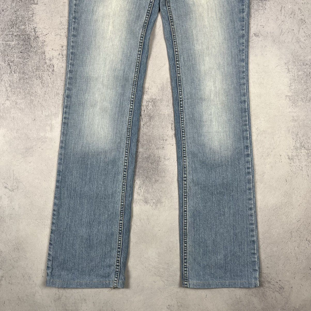 Roberto Cavalli Just Cavalli by Roberto Cavalli embroidered dragon y2k jeans Size 28" / US 6 / IT 42 - 17 Thumbnail