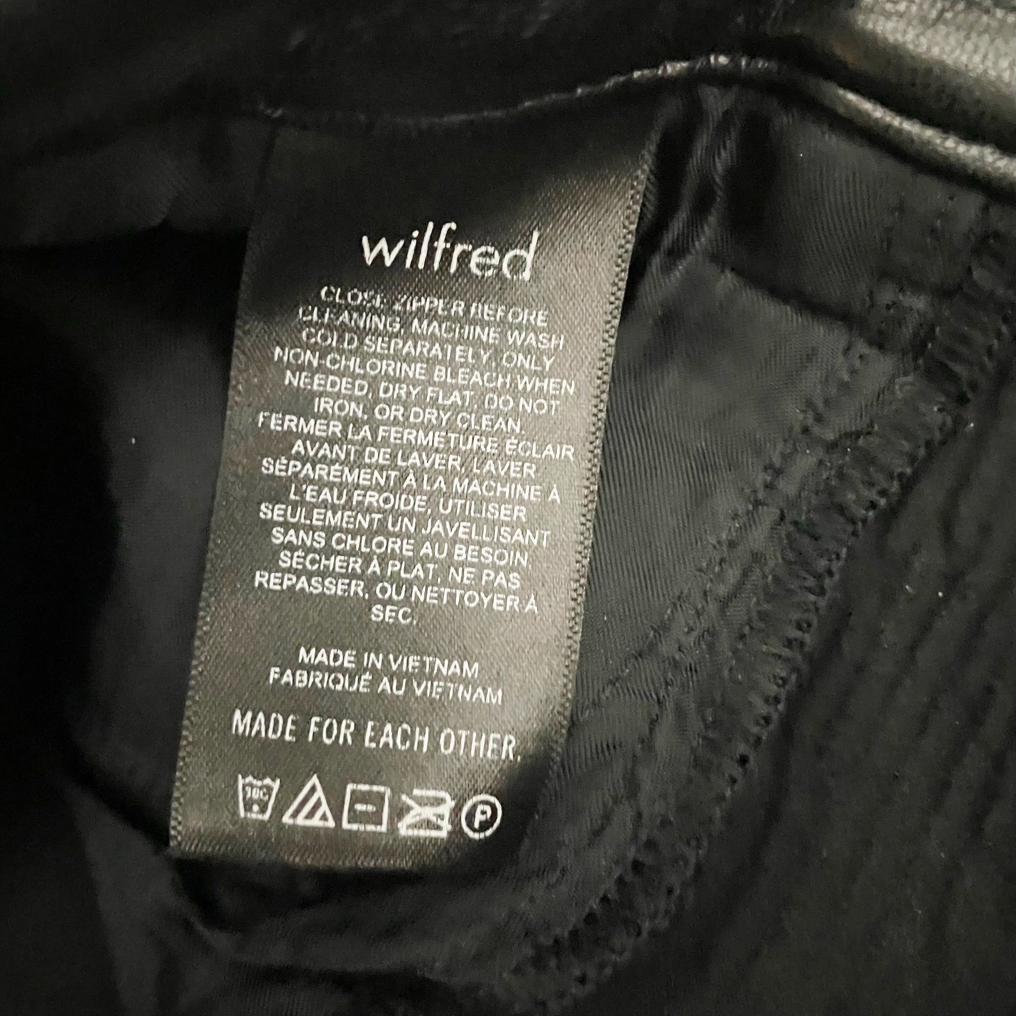 Aritzia Wilfred Aritzia The Melina Faux Vegan Leather Size 24" / US 00 / IT 34 - 4 Thumbnail