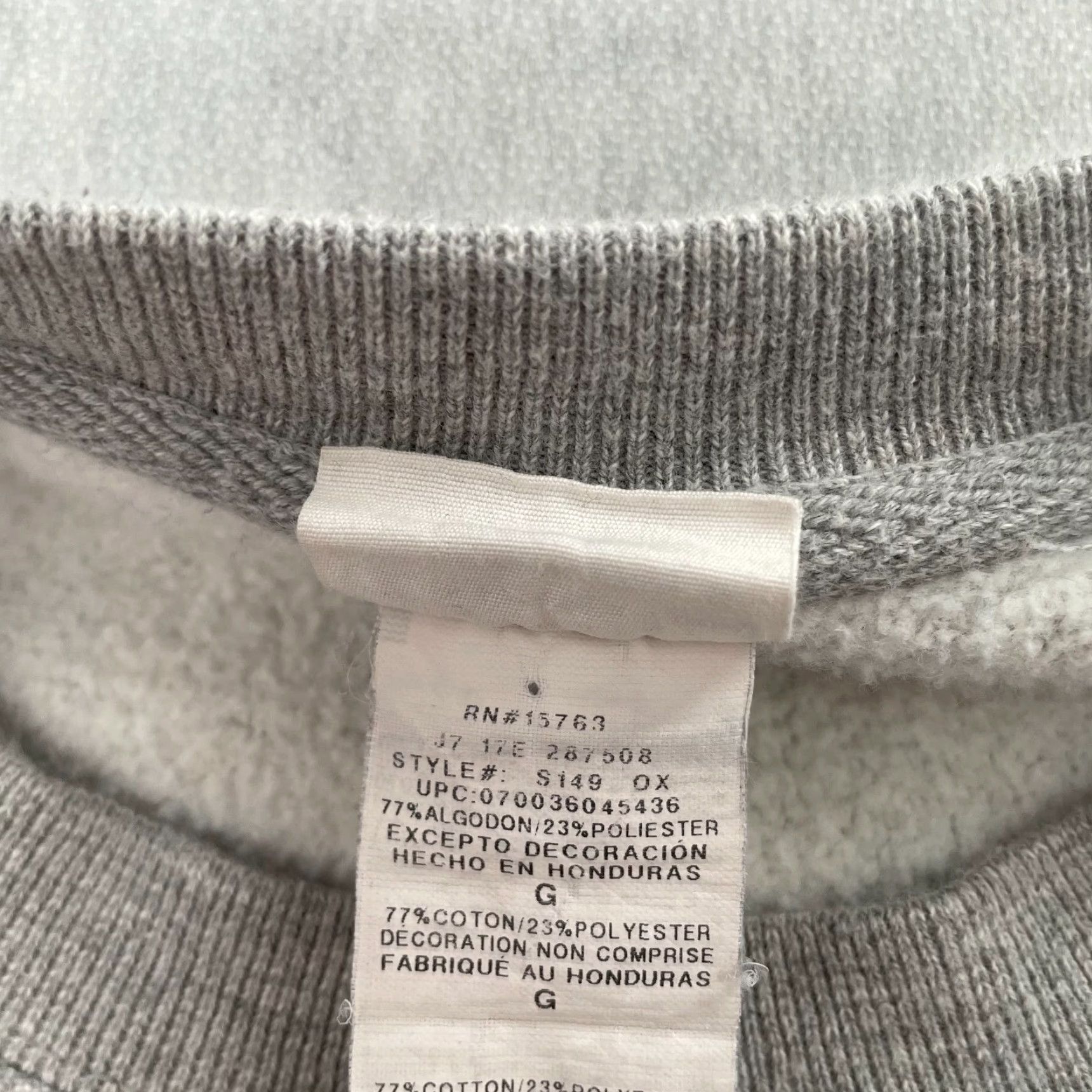 Champion VINTAGE Champion Reverse Weave Yale University Sweatshirt Adult Large Crewneck Gray Ivy University Logo 90s Mens Size US L / EU 52-54 / 3 - 7 Thumbnail
