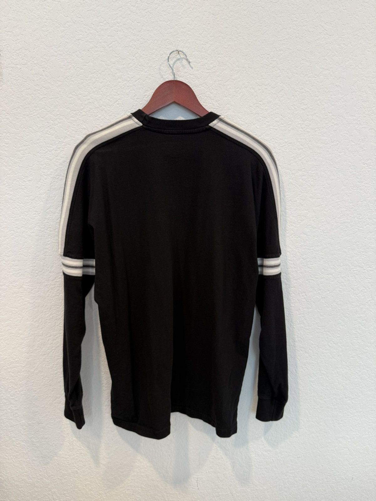 Urban Outfitters Urban Outfitters Long Sleeve T-Shirt Size US S / EU 44-46 / 1 - 2 Thumbnail