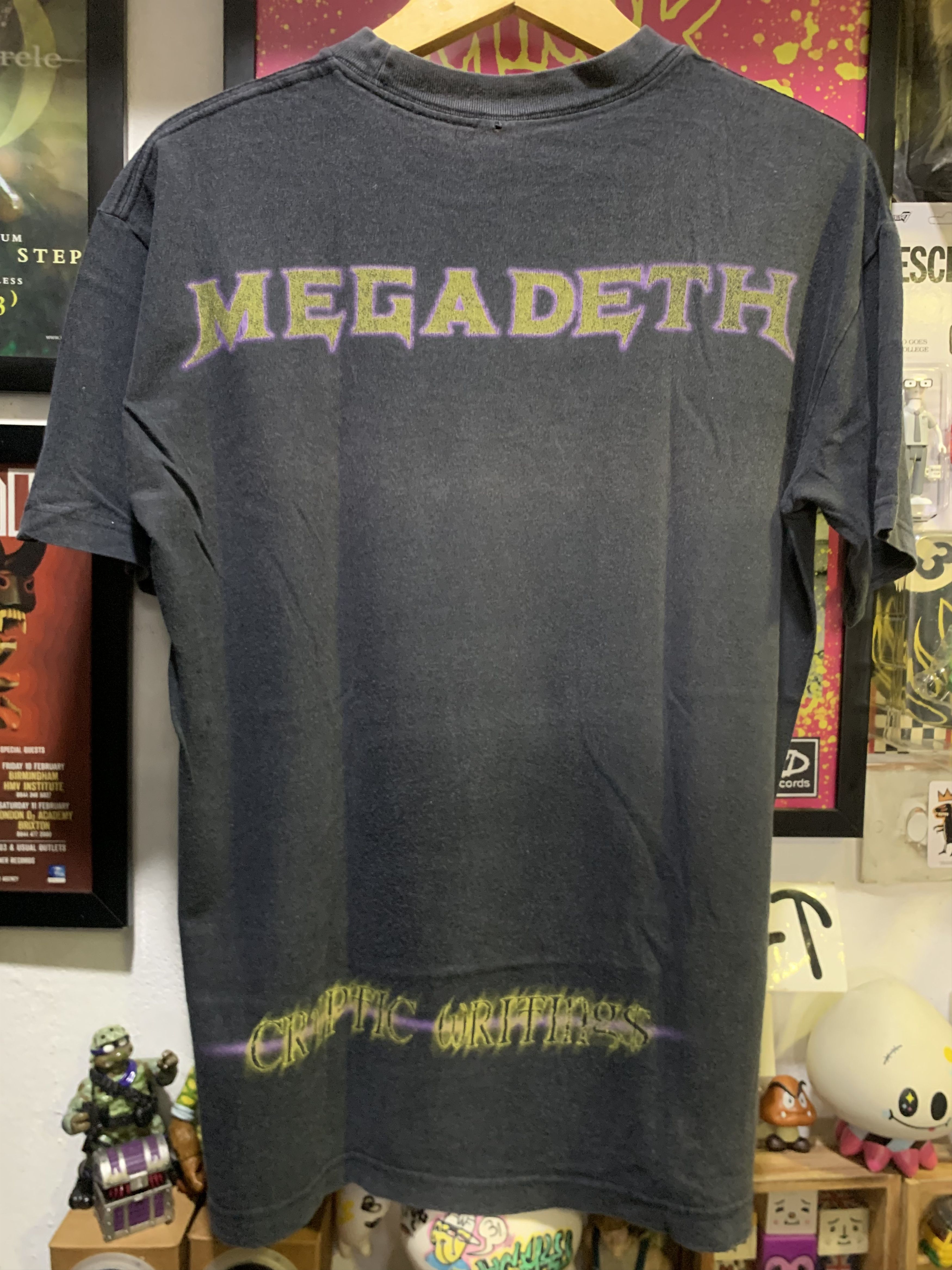Band Tees Vintage MEGADETH x Chaos Comics “Cavewomen“ Size US L / EU 52-54 / 3 - 7 Thumbnail