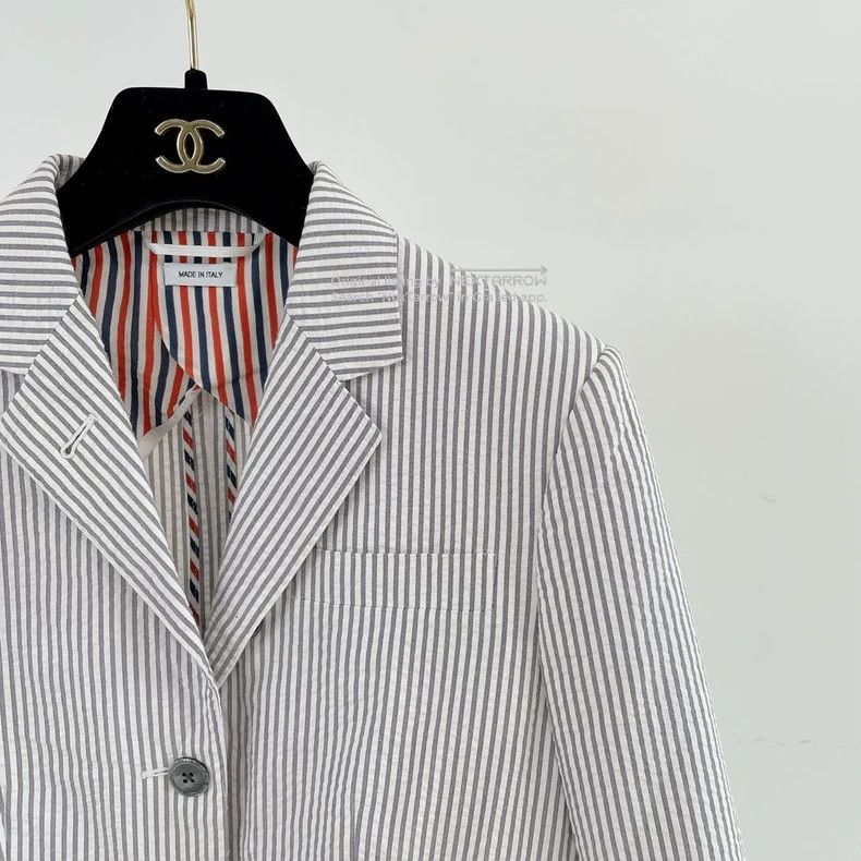 Thom Browne Thom Browne Gray Striped Blazer Size 40 3 Size 40R - 3 Thumbnail