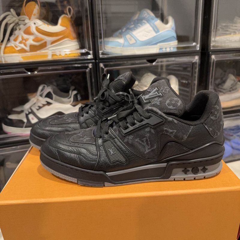 Louis Vuitton Louis Vuitton Black Casual Sneakers 0079 Size US 8.5 / EU 41-42 - 1 Thumbnail