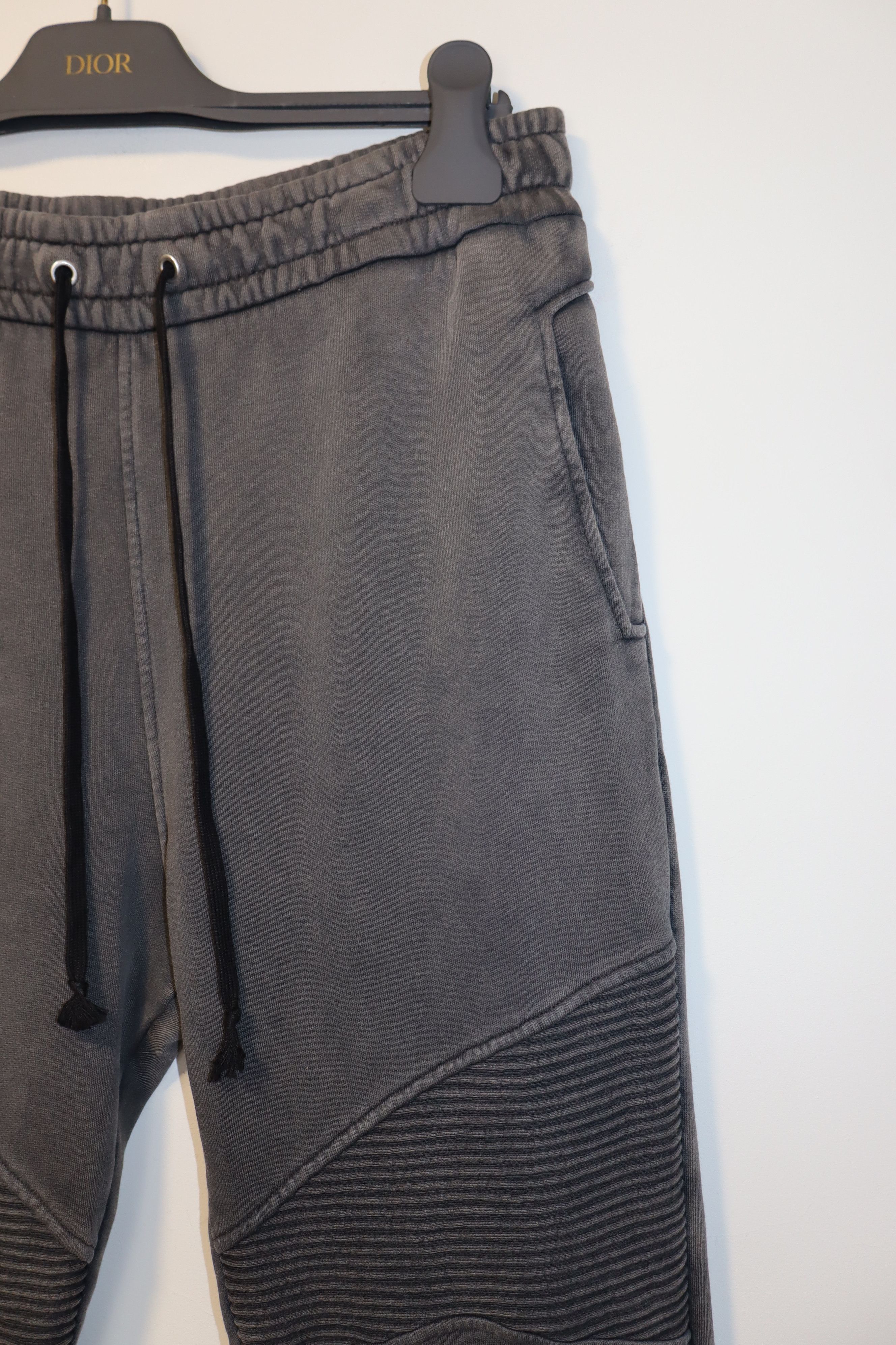 Balmain istressed biker sweatpants Size US 34 / EU 50 - 2 Thumbnail