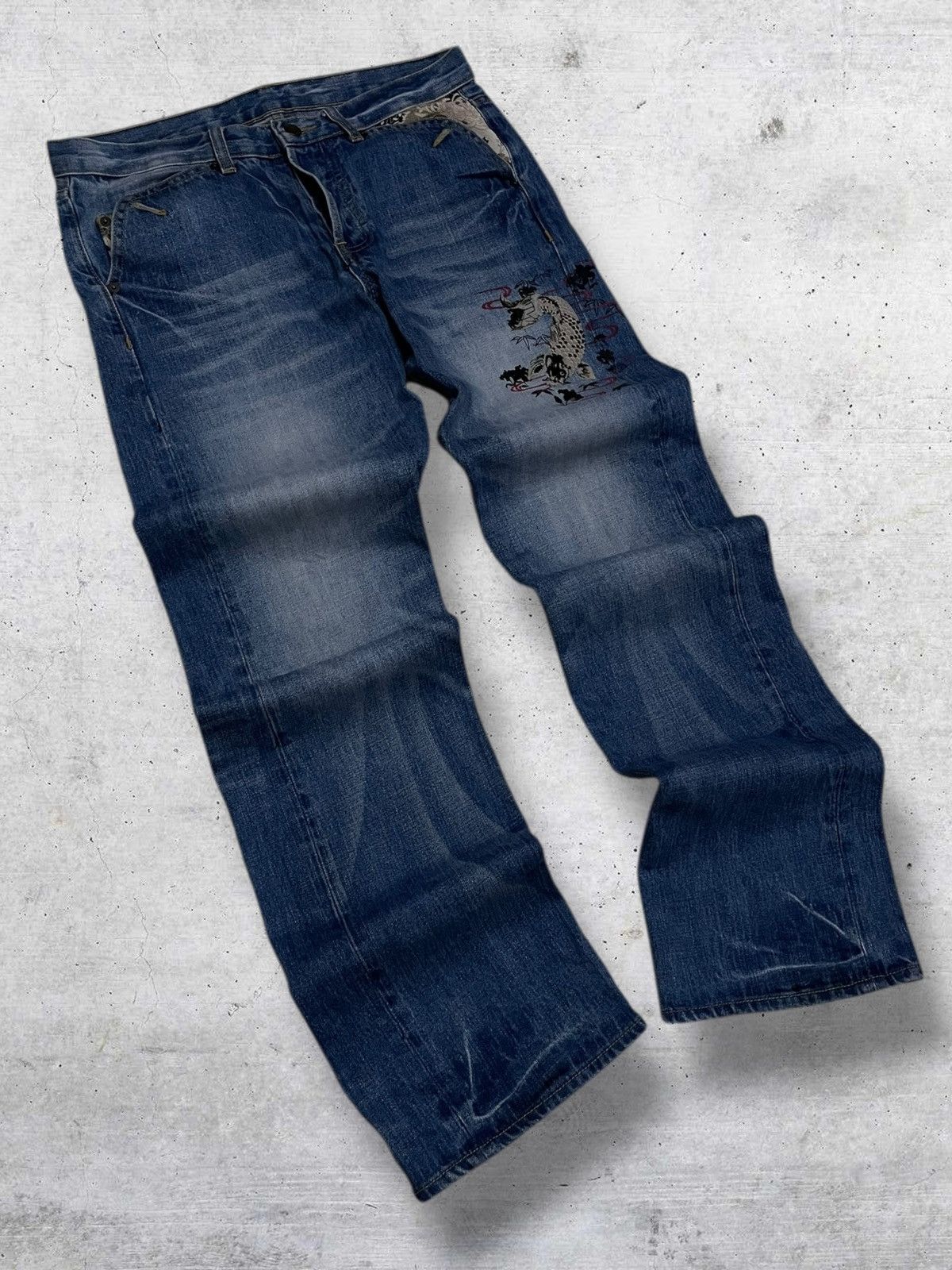Takeo Kikuchi VINTAGE TAKEO KIKUCHI ARCHIVE CLASSIC KOI CRAFTED DENIM Size US 32 / EU 48 - 2 Thumbnail