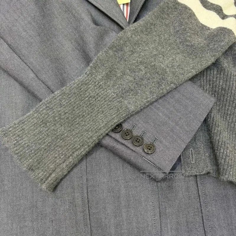 Thom Browne Thom Browne Women's Gray Wool Striped Jacket . Size S / US 4 / IT 40 - 5 Thumbnail