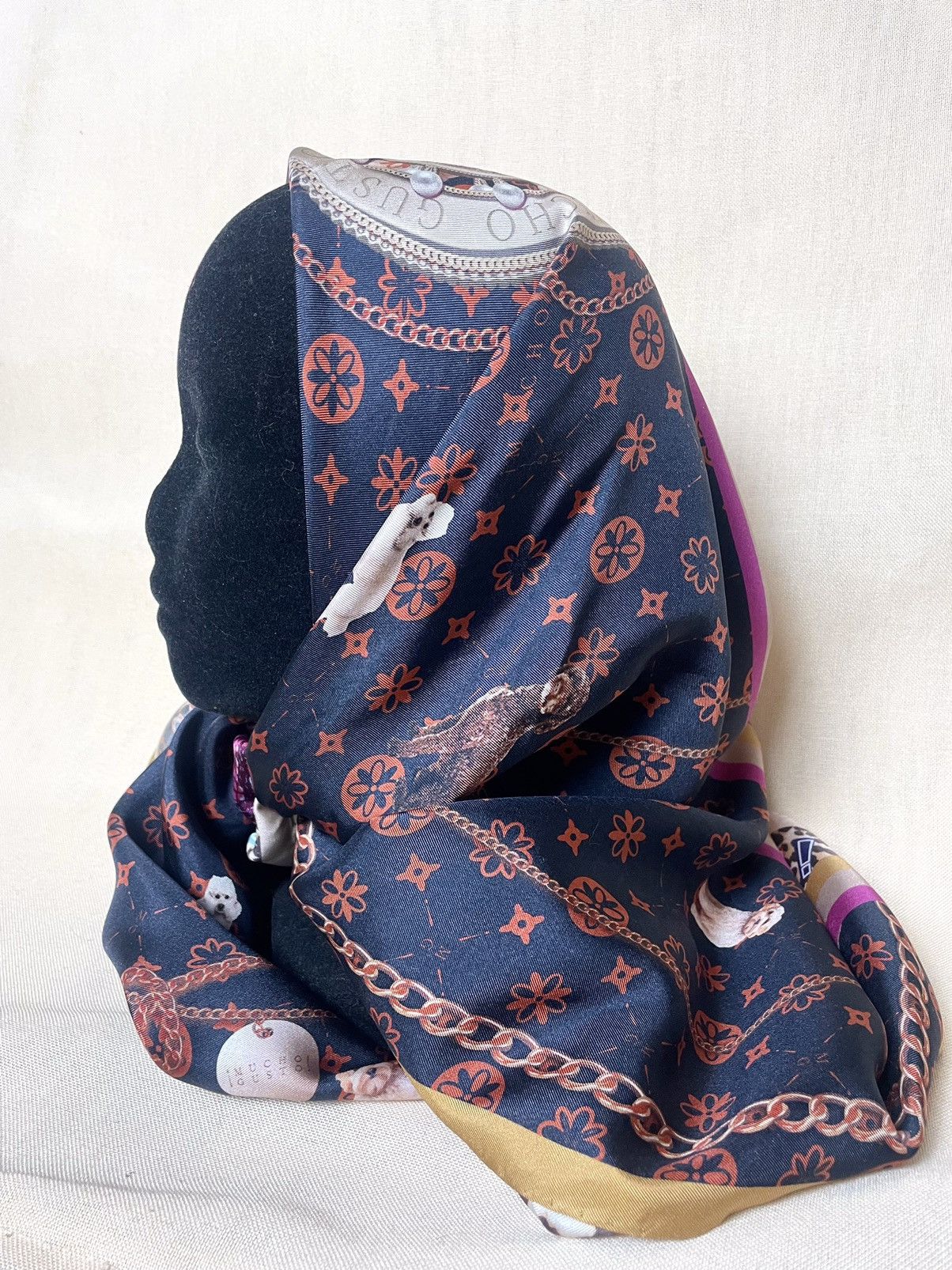 Vintage Mucho Gusto multicolour dog snakes leopard print silk scarf Size ONE SIZE - 14 Thumbnail