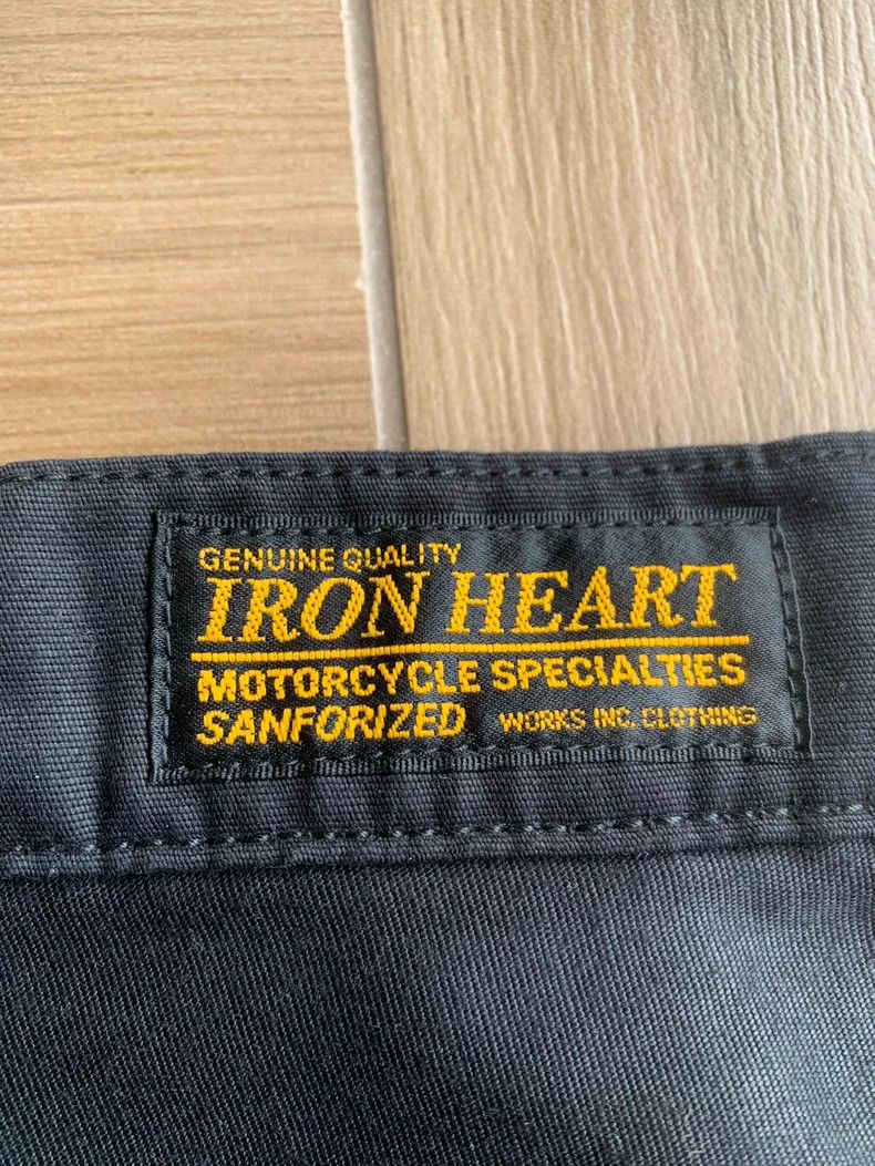 Iron Heart Iron Heart Triple needle 7.4oz high-density jungle black w Size US 34 / EU 50 - 3 Thumbnail