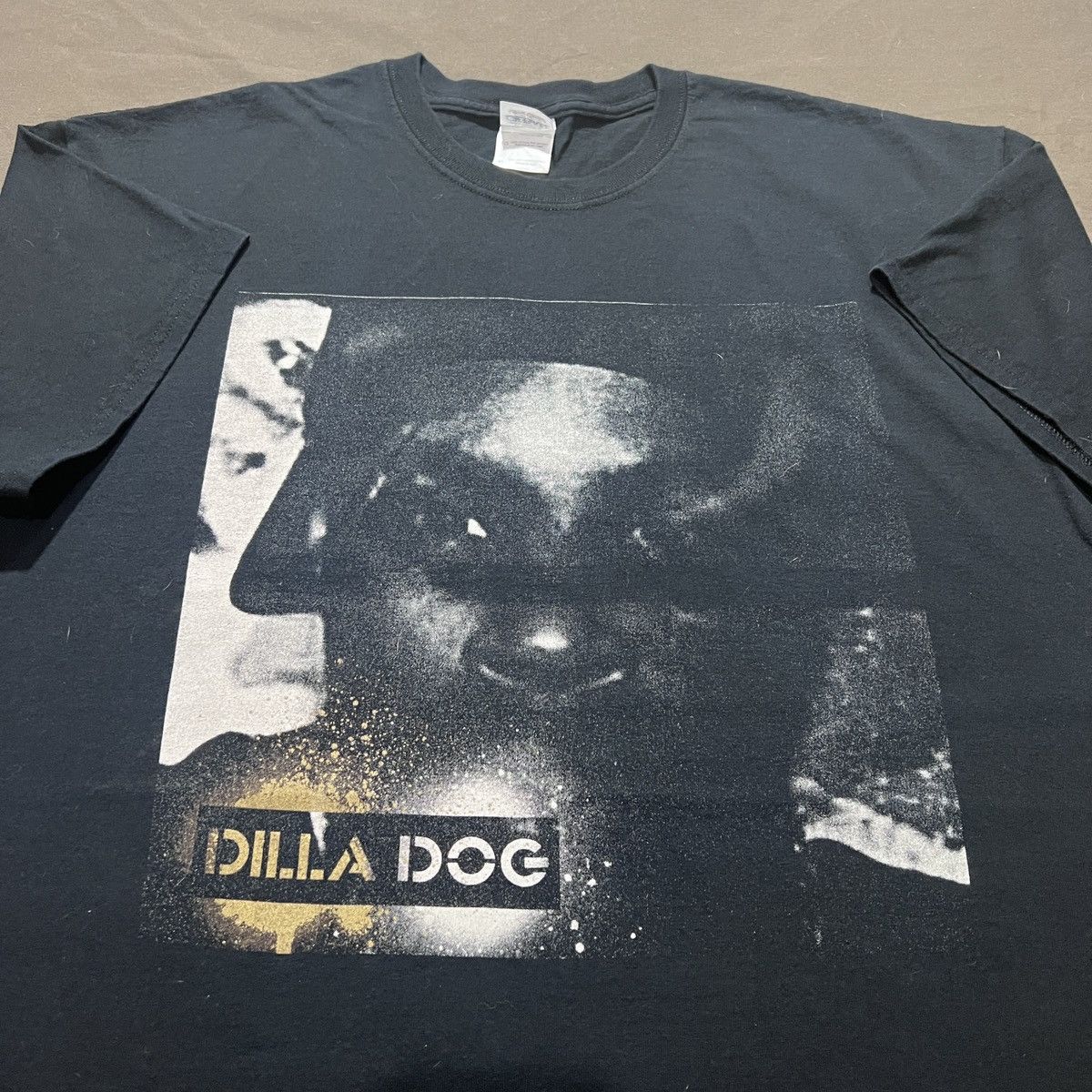 Stones Throw Records Vintage Y2K J Dilla Dog ‎Dillatroit Tee XL Hiphop Size US XL / EU 56 / 4 - 2 Thumbnail