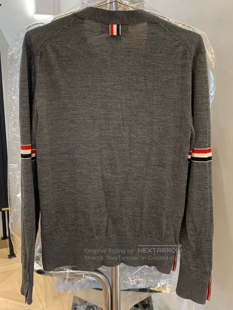 Thom Browne Thom Browne Classic Four-Stripe Crew Neck Knit Sweater Size US S / EU 44-46 / 1 - 2 Thumbnail