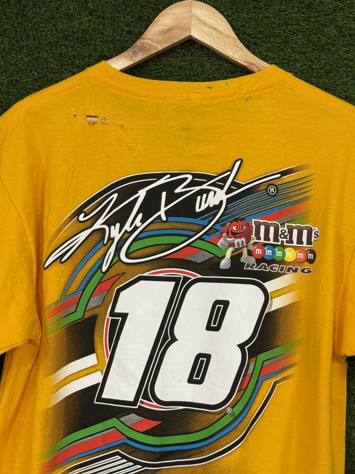 Vintage M&M MnM Candy Nascar Toyota Distressed Race Tee Large Size US L / EU 52-54 / 3 - 2 Thumbnail