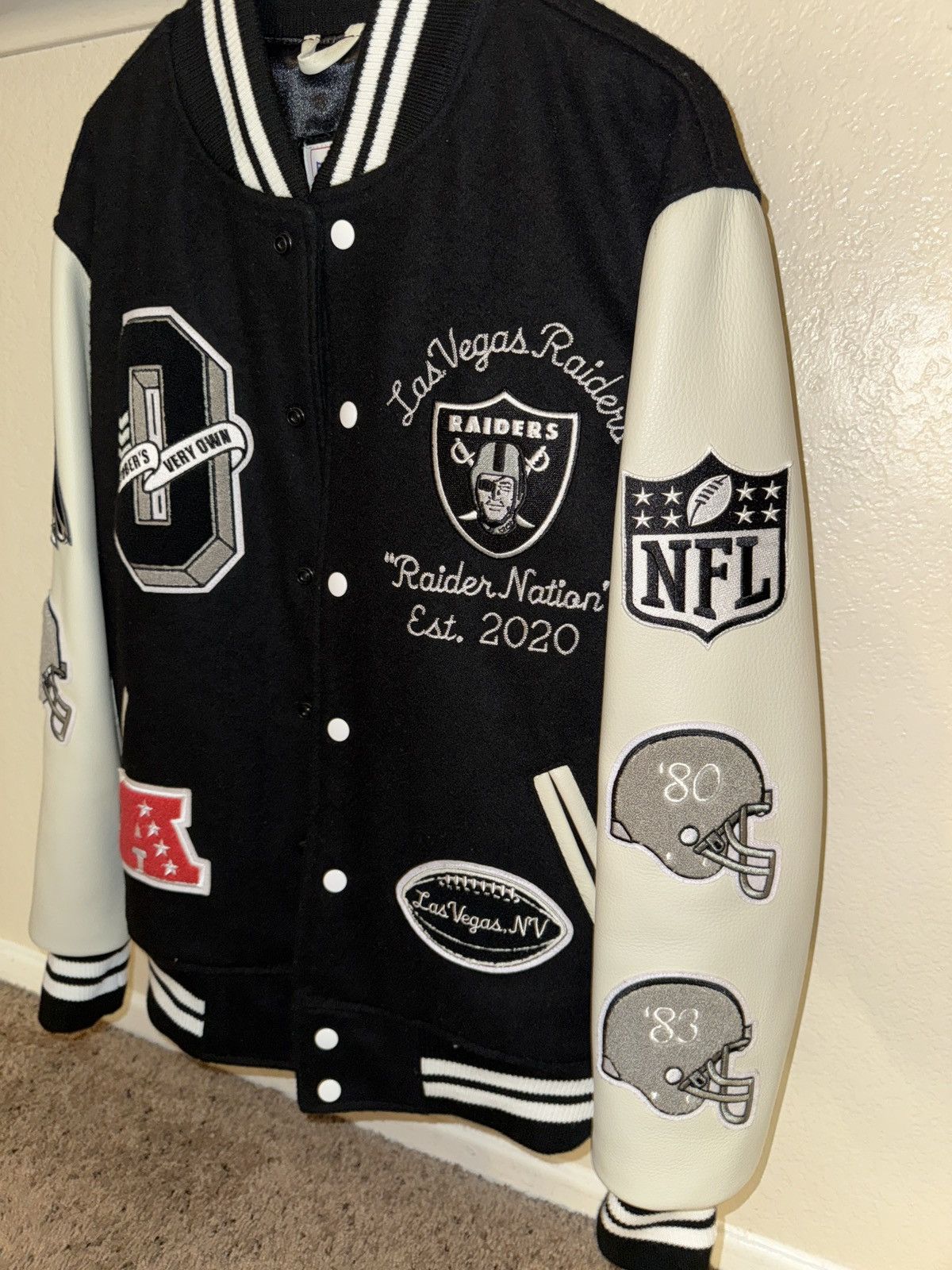 October's Very Own OVO x NFL Las Vegas Raiders varsity jacket Size US M / EU 48-50 / 2 - 2 Thumbnail