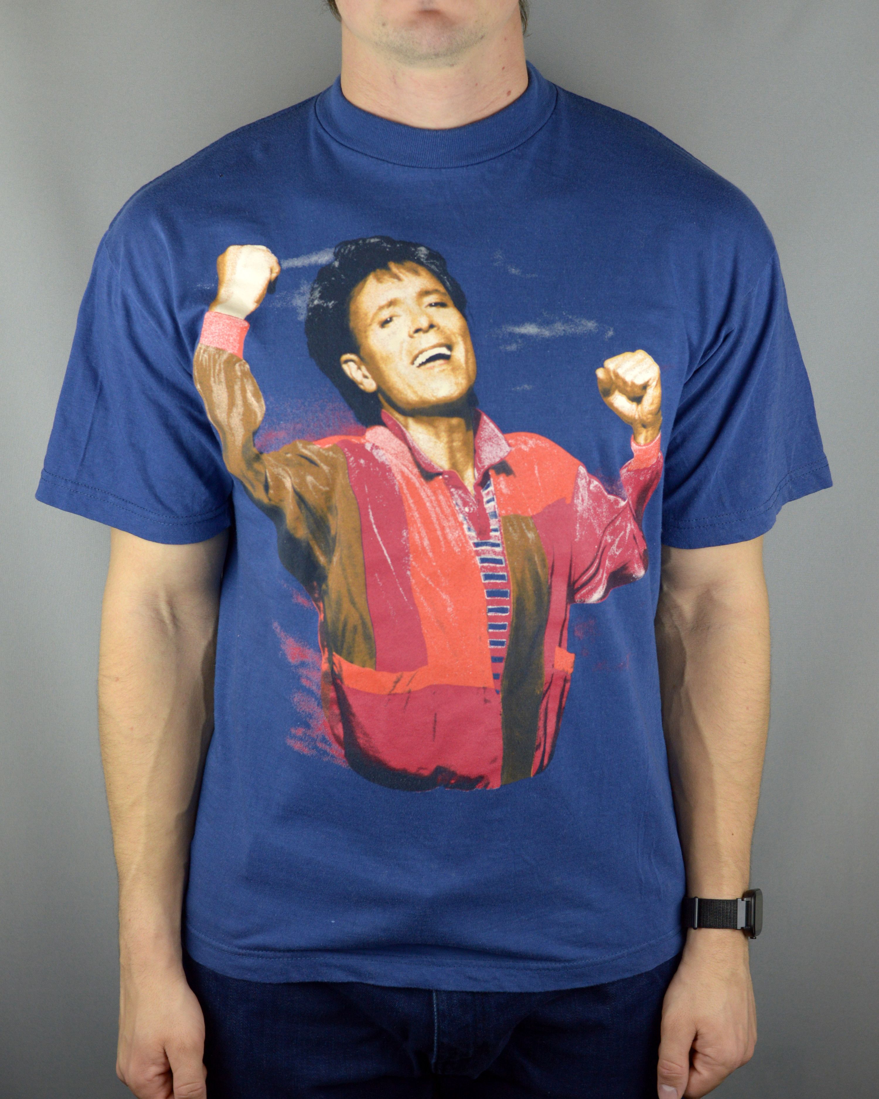 Vintage Vintage Cliff Richard 1992 Acces All Areas tour t shirt Size US M / EU 48-50 / 2 - 1 Thumbnail