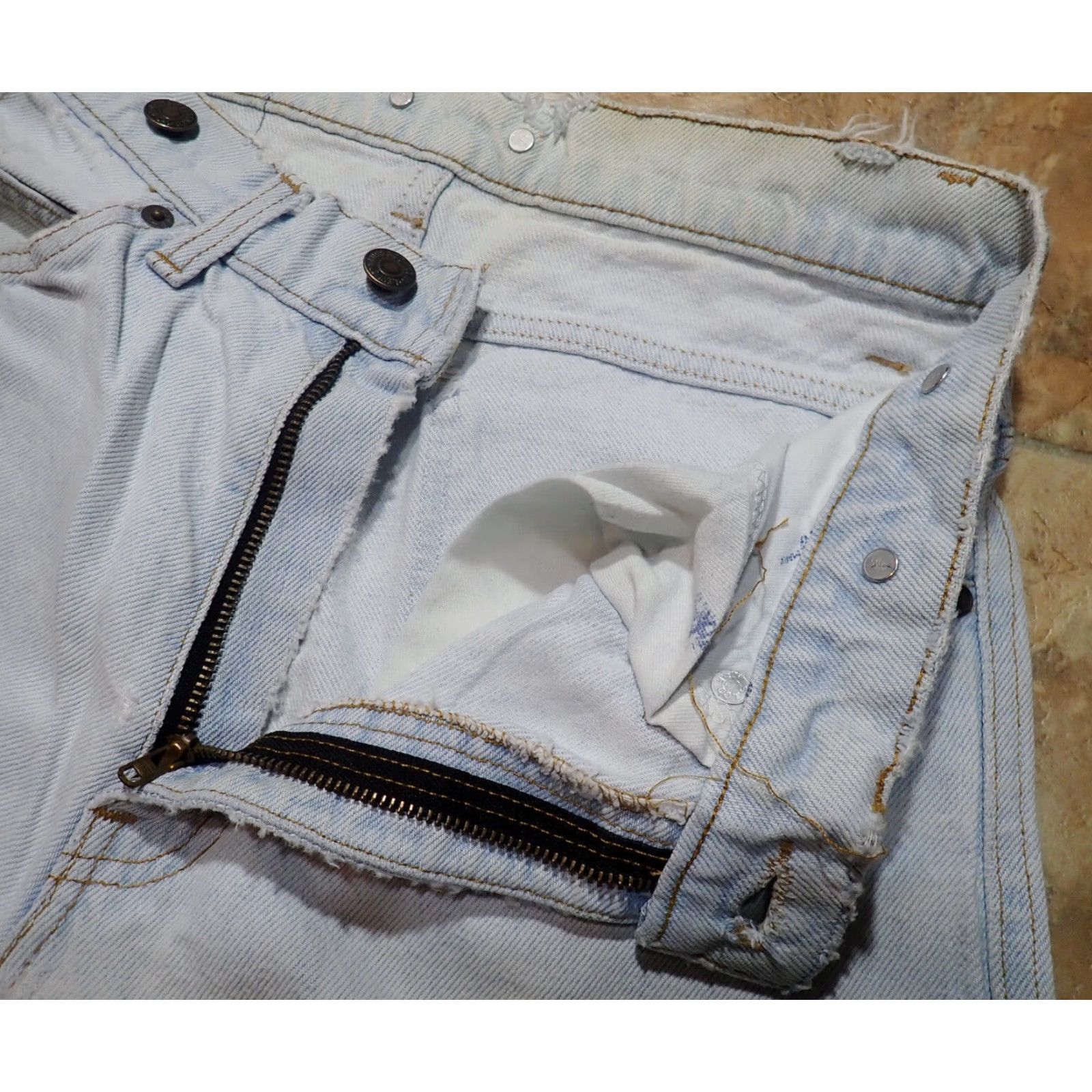 Levi's Vintage Levi's Orange Tab Mid Rise Relaxed Fit Jeans 29x29 Light Distressed Denim Men USA 80s Festival Grunge Hipster Logo Western Size US 29 - 7 Thumbnail