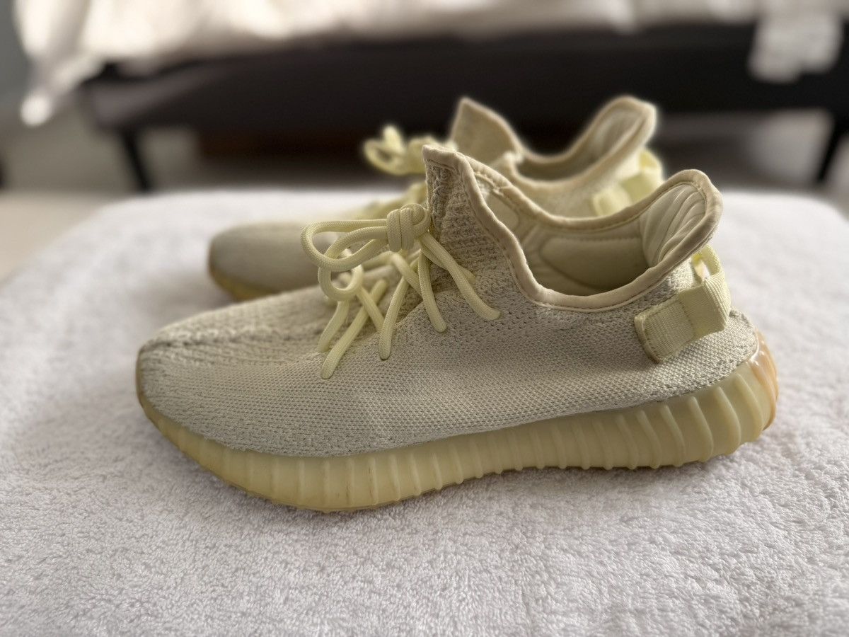 Adidas × Kanye West Yeezy 350 V2 Butter Size 8.5 – Clean / Priced to Sell Size US 8.5 / EU 41-42 - 1 Thumbnail