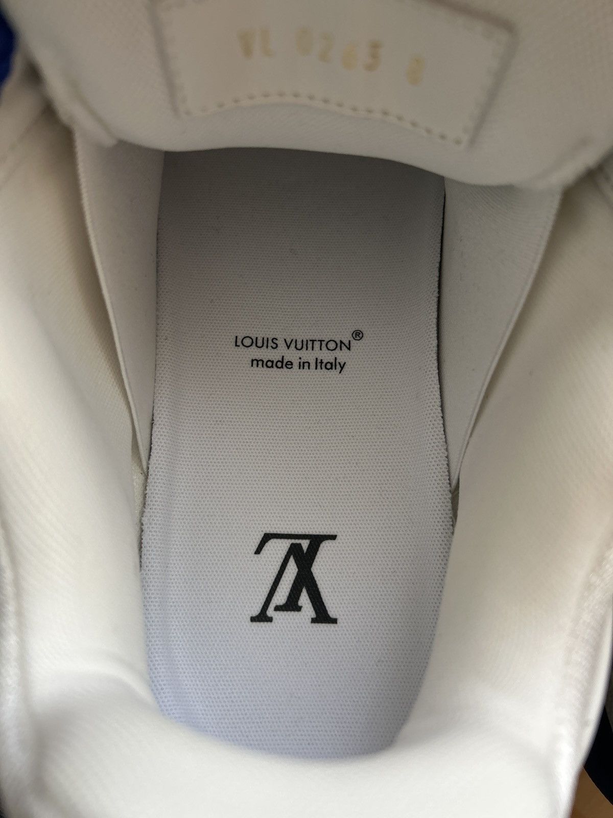Louis Vuitton Louis Vuitton Maxi US 8 Size US 8 / EU 41 - 18 Thumbnail