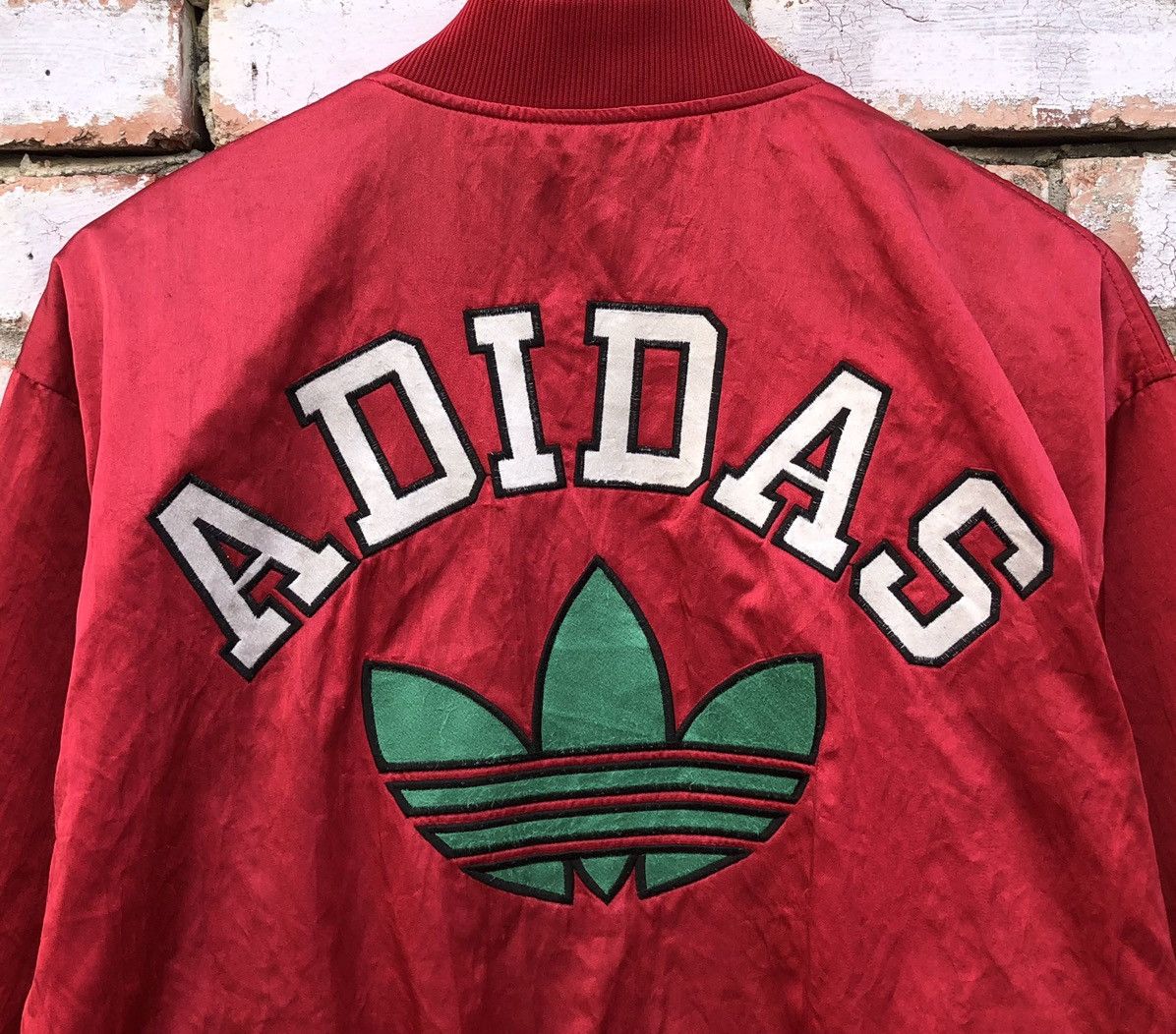 Adidas Vintage 80/90s Adidas Big Logo Descente Nylon Bomber Jacket Size US M / EU 48-50 / 2 - 3 Thumbnail
