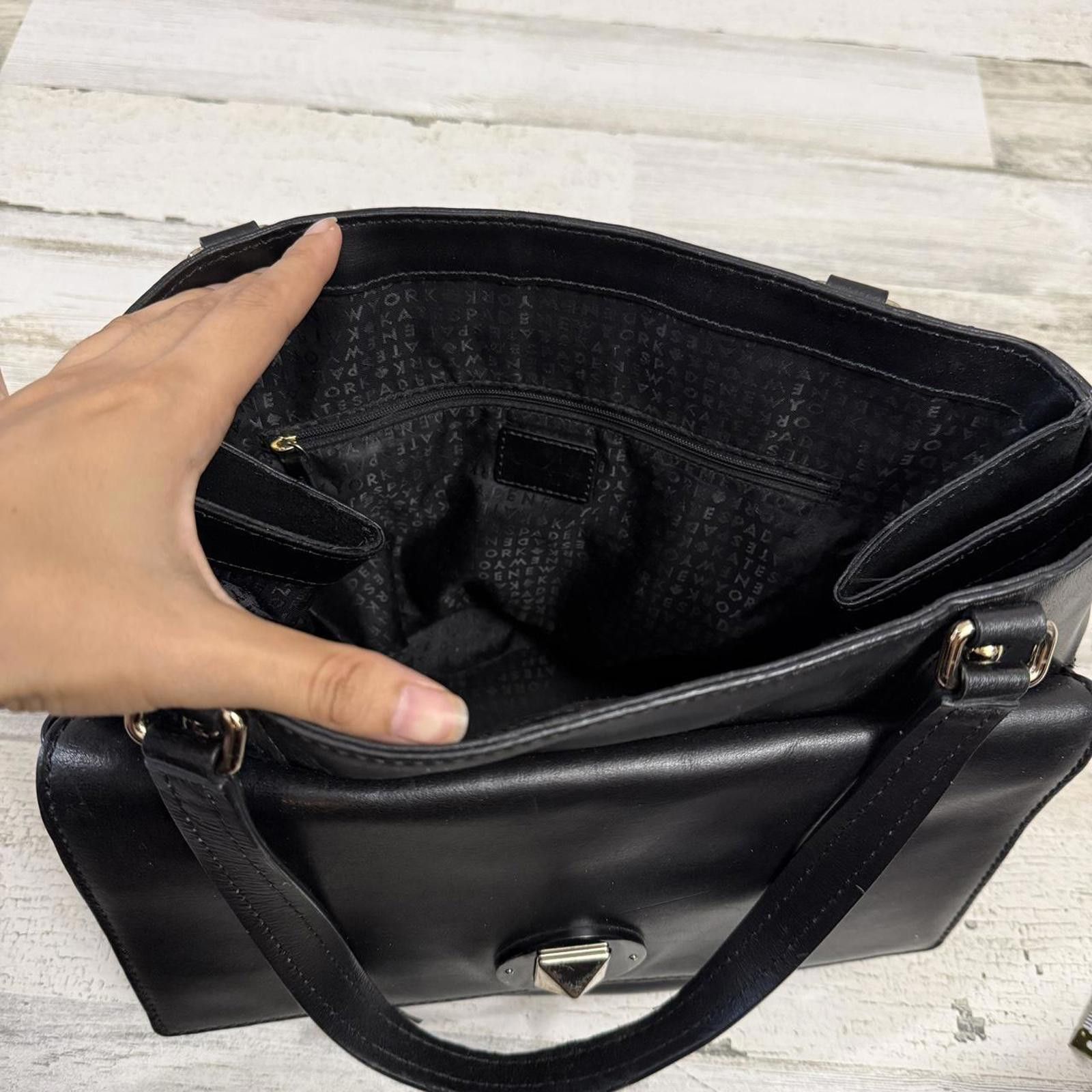 Designer Kate Spade Expandable Large Black Leather Tote Shoulder Bag Size ONE SIZE - 4 Thumbnail