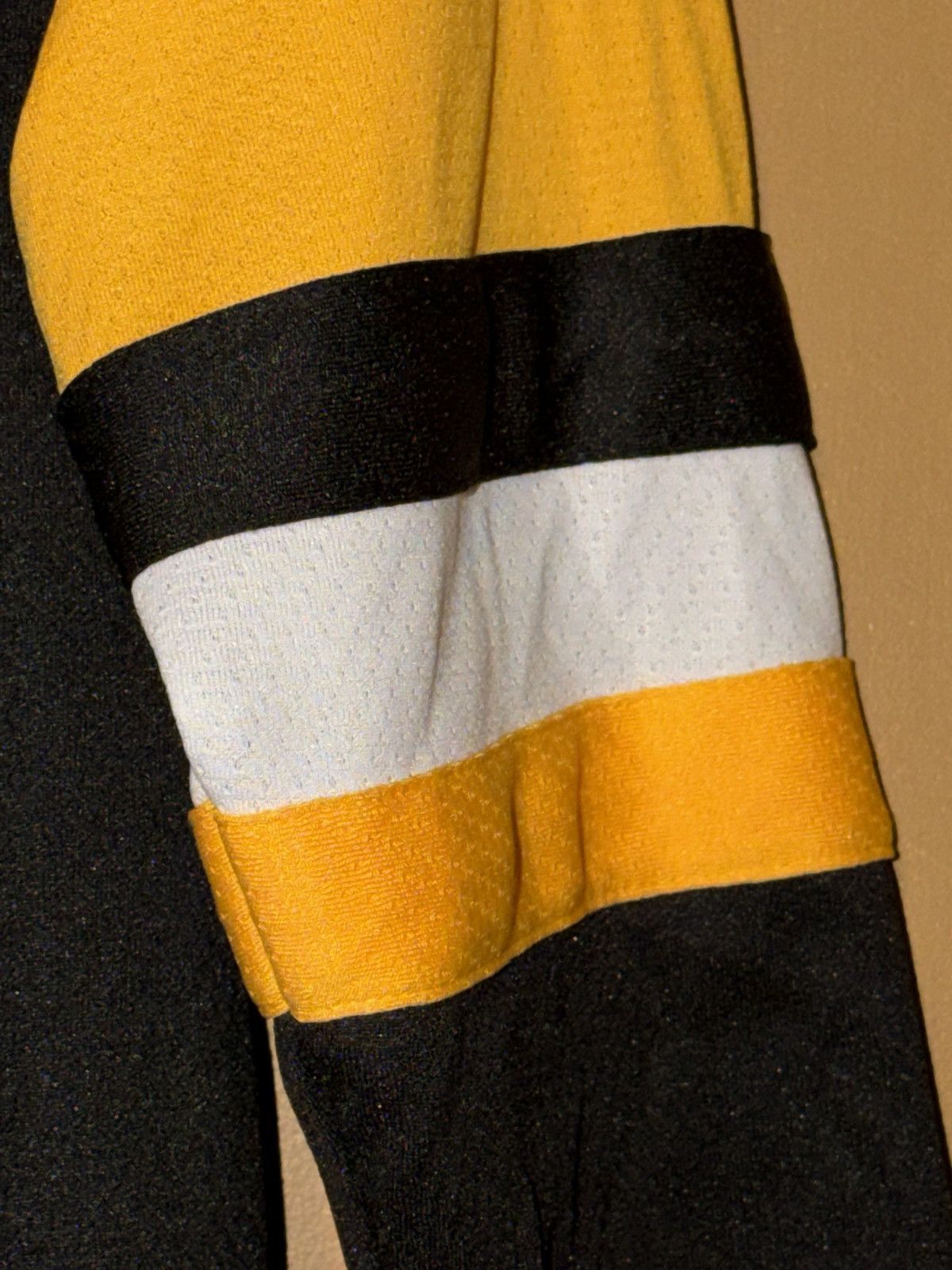 NHL NHL Pittsburgh Penguins Youth Hockey Jersey Boys Size L/XL Size US L / EU 52-54 / 3 - 6 Thumbnail