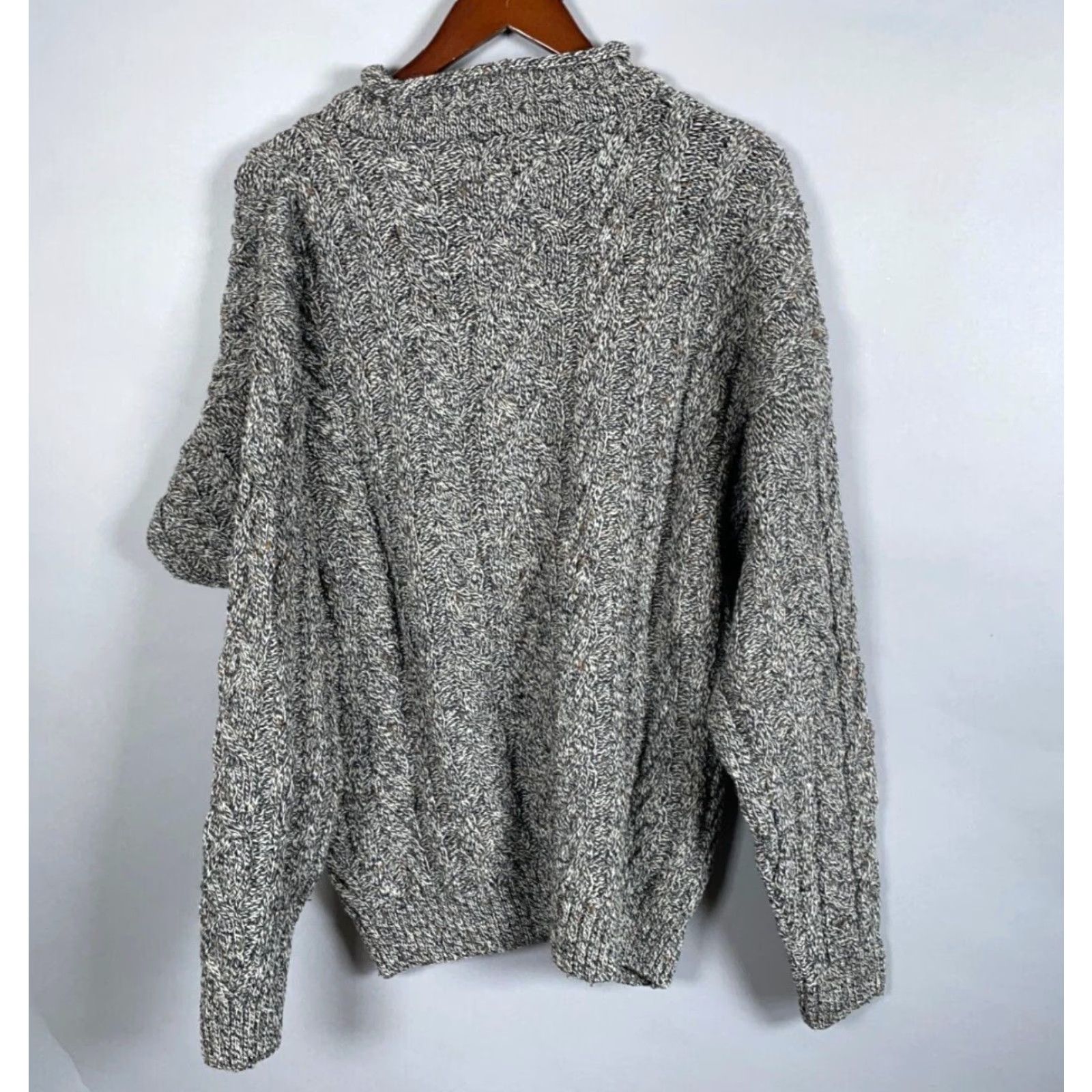 Paul James VINTAGE Paul James Pure Wool Sweater Mens Large Gray Cable Knit Shawl Collar England Size US L / EU 52-54 / 3 - 2 Thumbnail