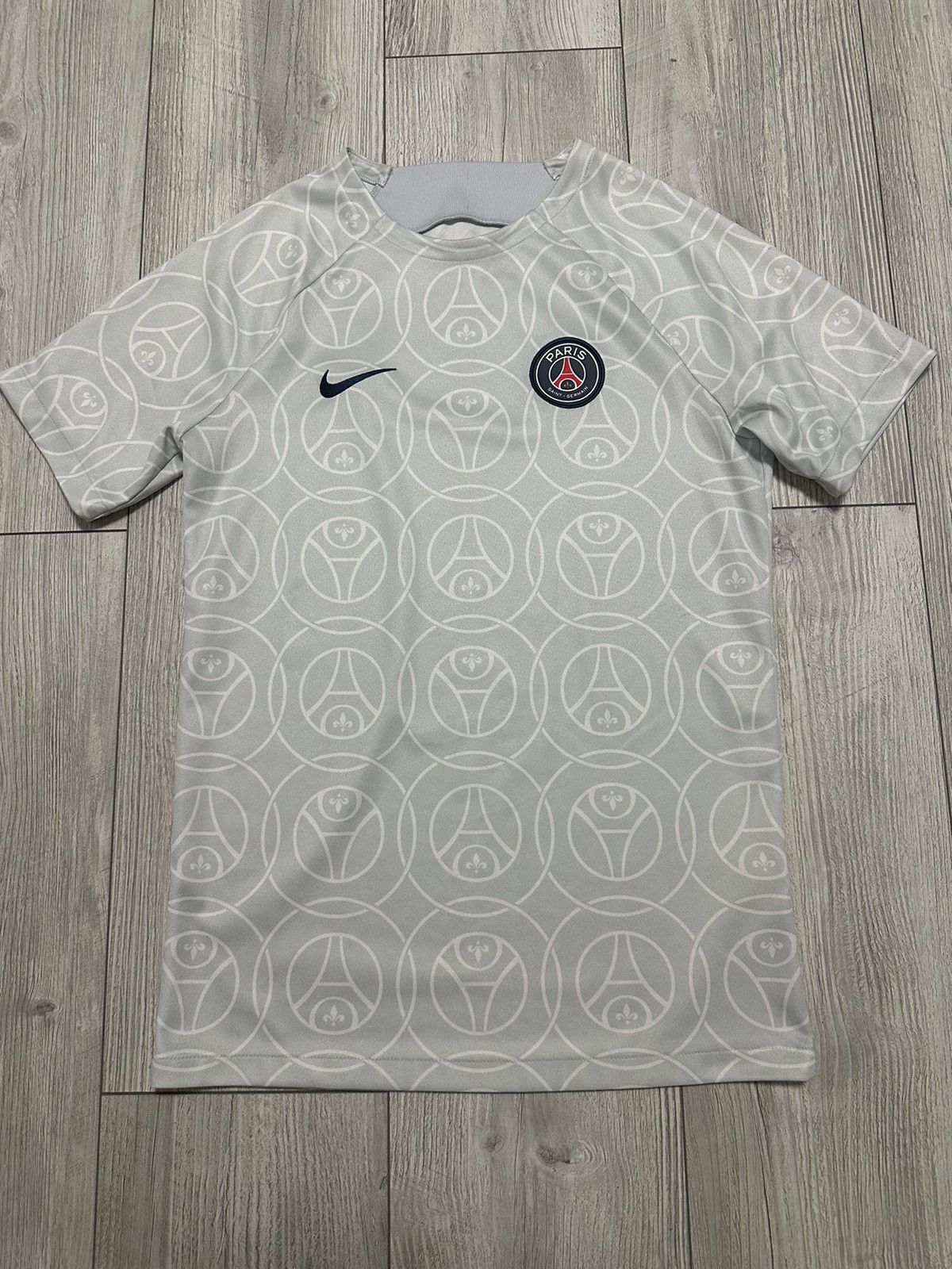 Nike Nike Dri-Fit Paris Saint-Germain Pre-Match Jerseys Size US S / EU 44-46 / 1 - 1 Thumbnail