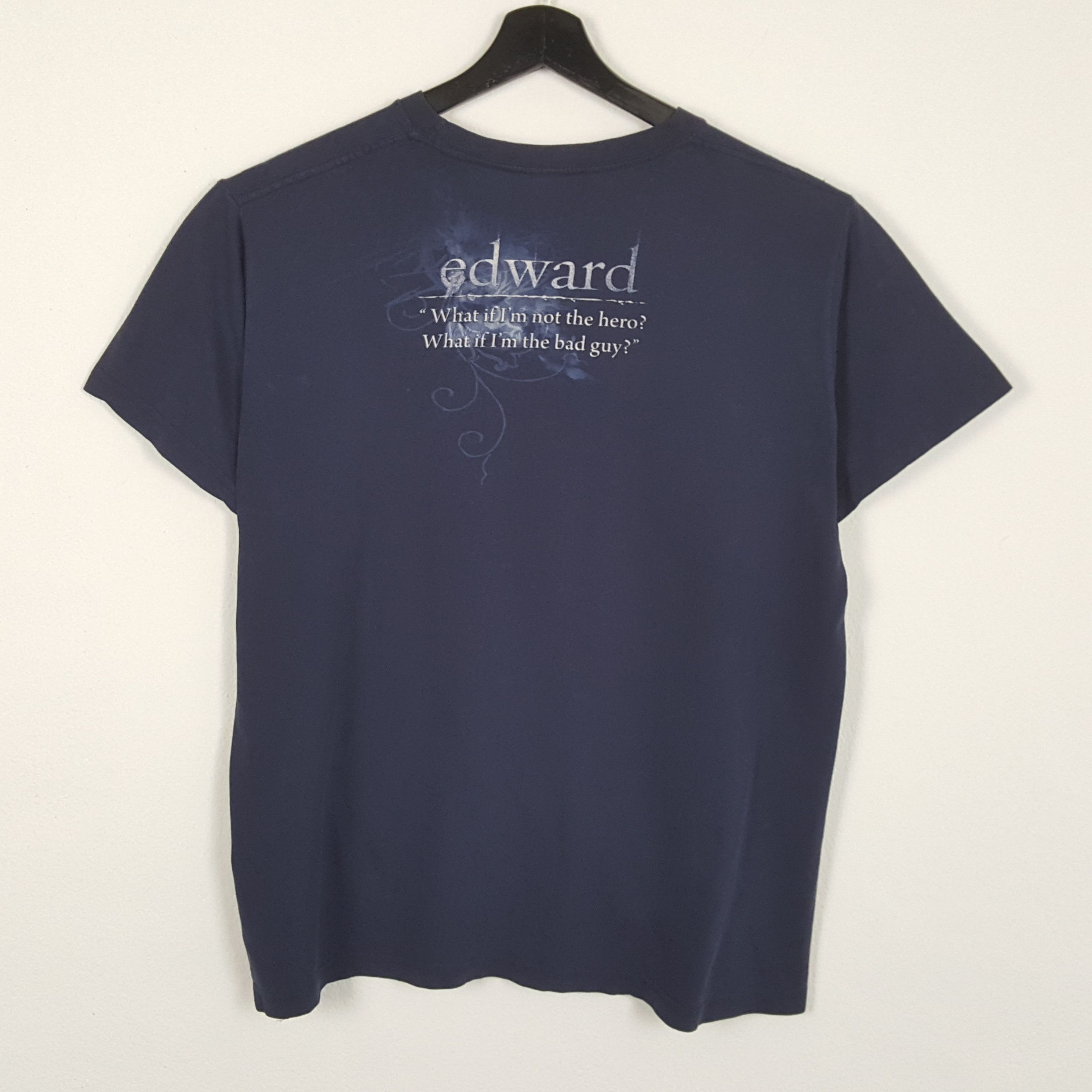 Vintage TWILIGHT SAGA Movie Edward Character Design Tshirt Size US XL / EU 56 / 4 - 3 Thumbnail