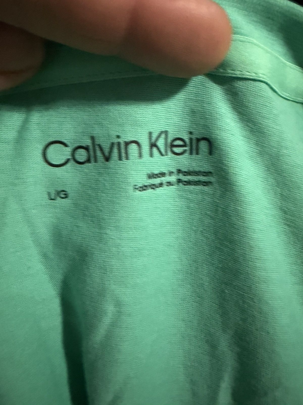 Calvin Klein NWOT Calvin Klein Logo This is Love Neon T-Shirt Size Large Size US L / EU 52-54 / 3 - 6 Thumbnail