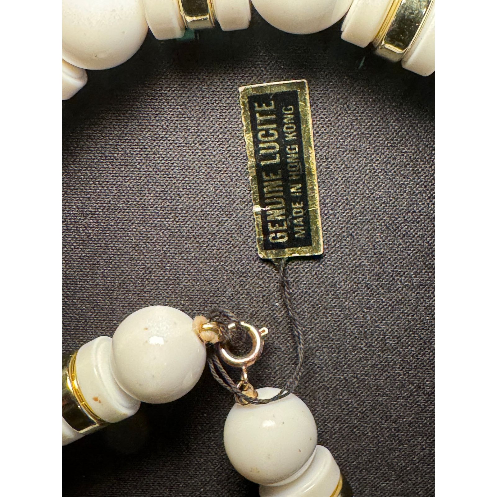 Other Vintage 29in Genuine Lucite White Necklace made in Hong Kong Size ONE SIZE - 8 Thumbnail