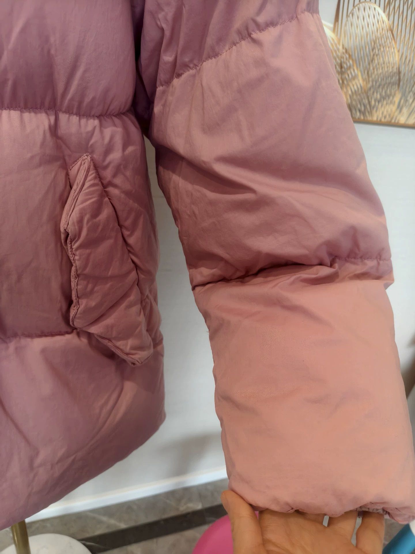 Moncler Moncler Women's Oversized Pink Goose Down Belted Size 0 Coat Size XS / US 0-2 / IT 36-38 - 6 Thumbnail