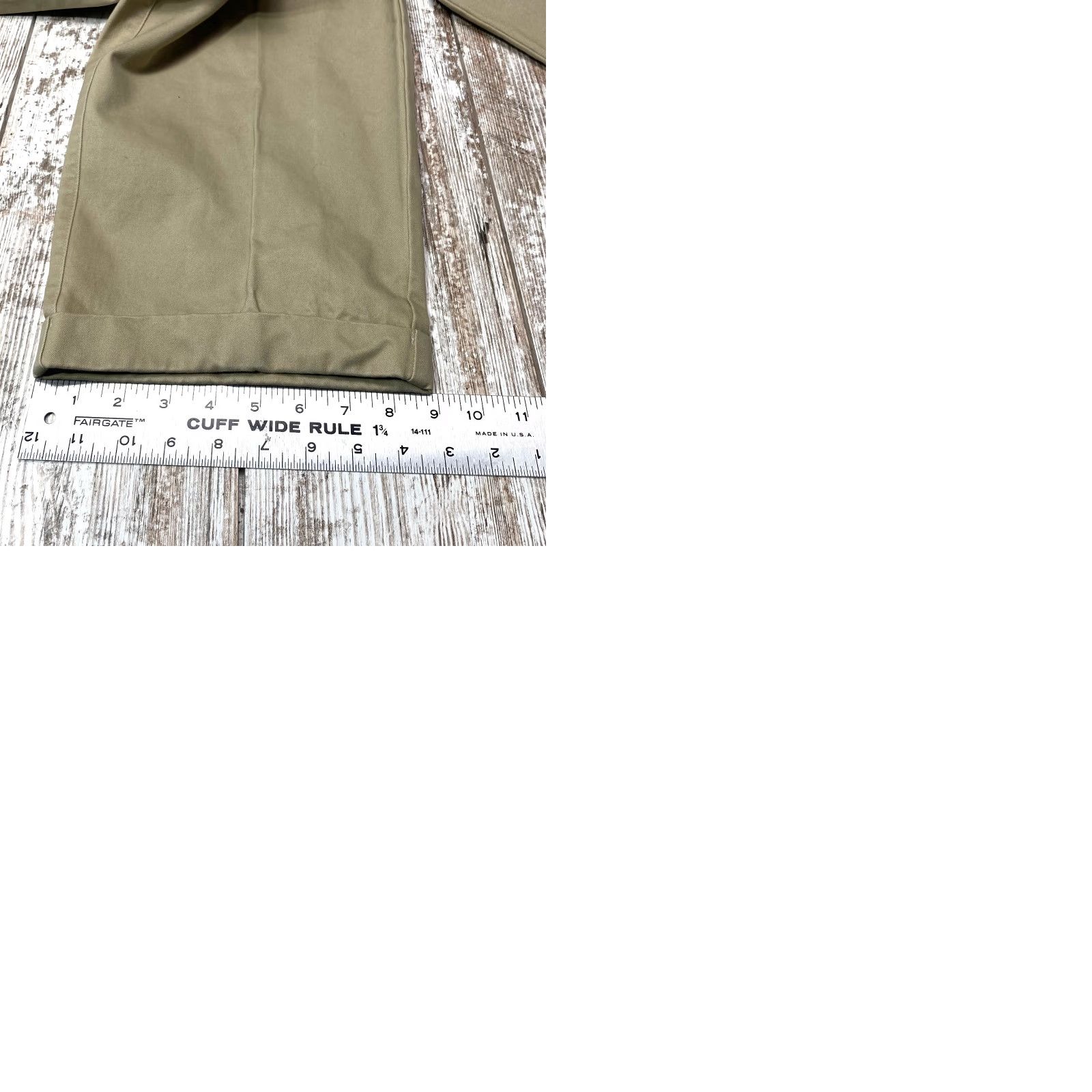 Orvis Orvis Mens 40 Khaki Pants Pleated Cuffed Tan Brown Outdoor Fishing 7449 Size US 40 / EU 56 - 10 Thumbnail