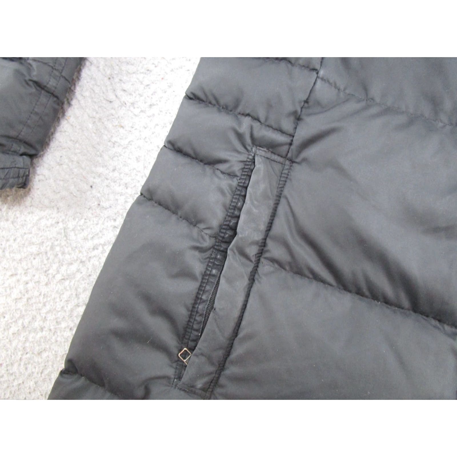 Patagonia Patagonia Jacket Women’s M Black Down Parka Puffer Long Knit Quilted Zip Full Zip Insulated Winter Fall Outdoor Classic Size M / US 6-8 / IT 42-44 - 7 Thumbnail