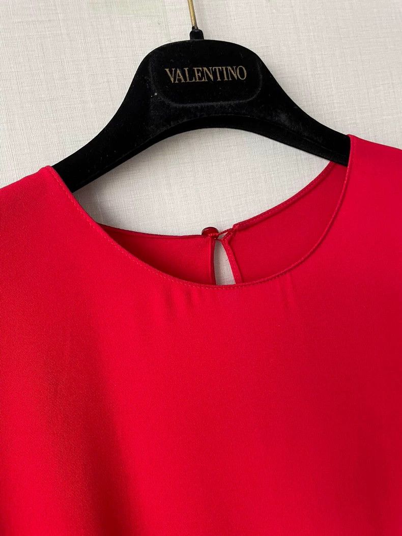 Valentino Valentino Evening gown Size M / US 6-8 / IT 42-44 - 4 Thumbnail