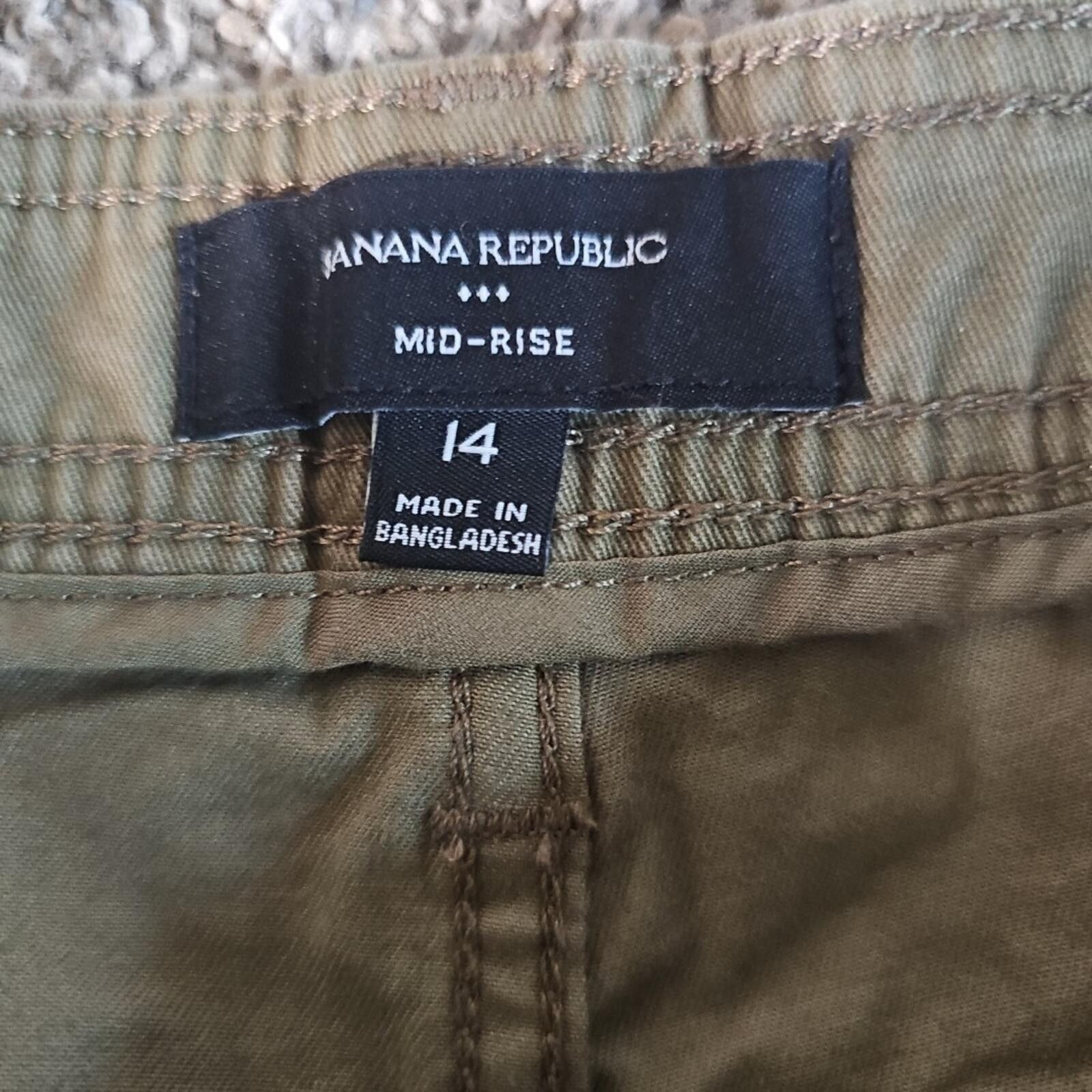 Banana Republic Banana Republic 14 Midrise Green Shorts Size 36" / US 14 / IT 50 - 3 Thumbnail