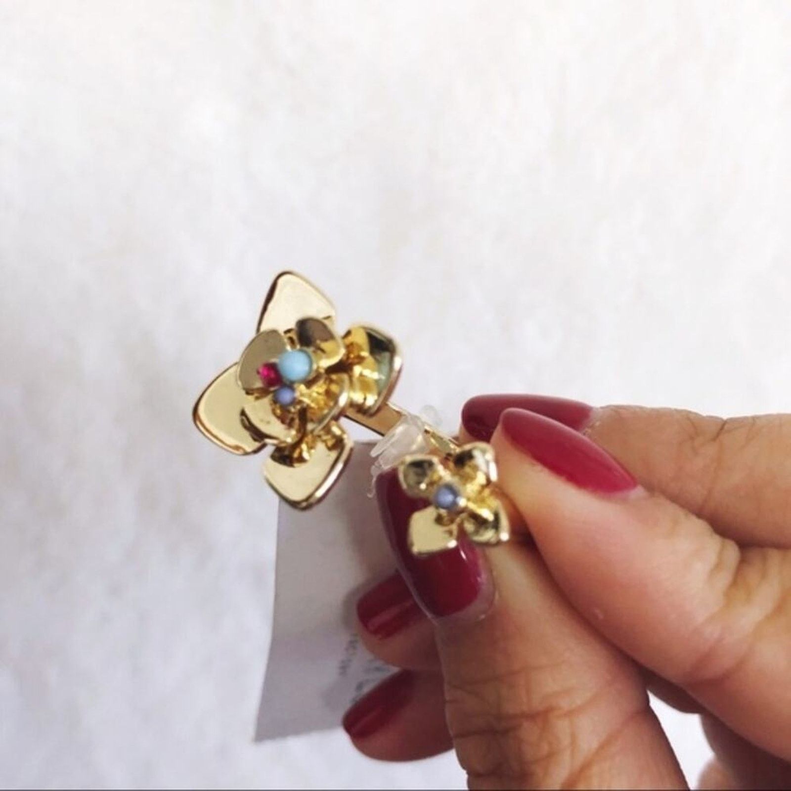 Ann Taylor Ann Taylor Gold Flower Open Circle Wrap Ring Size ONE SIZE - 6 Thumbnail