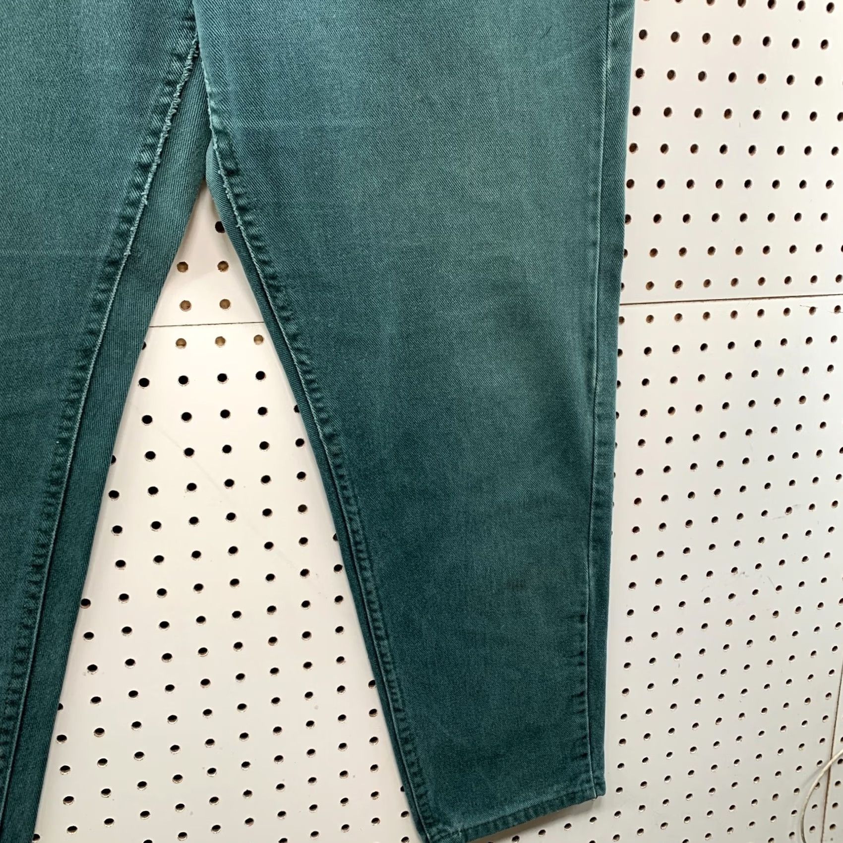 Lee VINTAGE Lee Jeans Womens 16 Green 90s Tapered Denim SIze Fits 32x29 Made USA Size 38" / US 16 / IT 52 - 7 Thumbnail