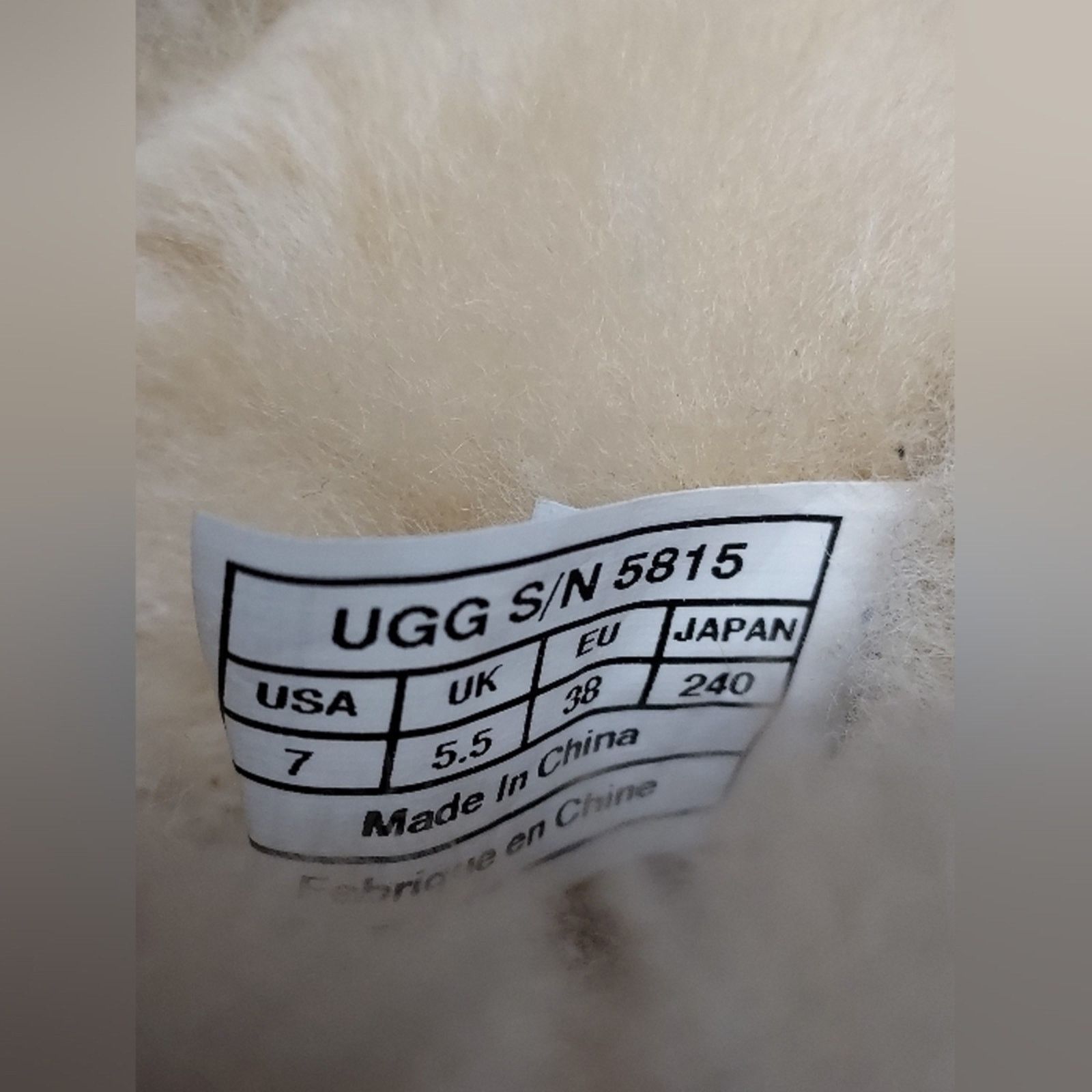 Ugg UGG Womens Chestnut Classic Tall II Winter Boots Size 7 Size US 7 / IT 37 - 10 Thumbnail