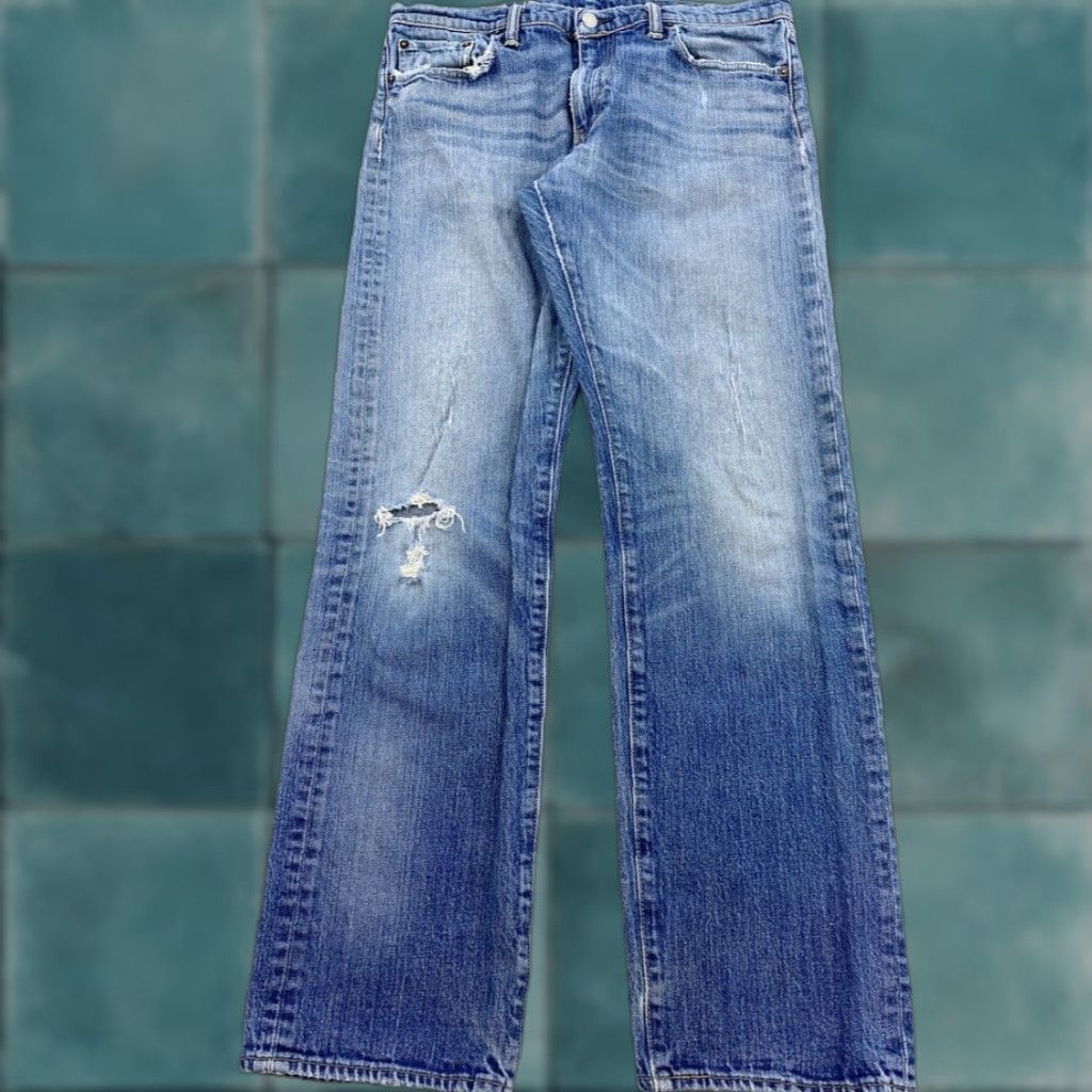 Levi's Levi’s 504 Jeans Mens Size 33x31 Blue Distressed Straight Jeans Mens 33 Blue Distressed 504 Levi’s Mens Clothing Size US 33 - 1 Thumbnail