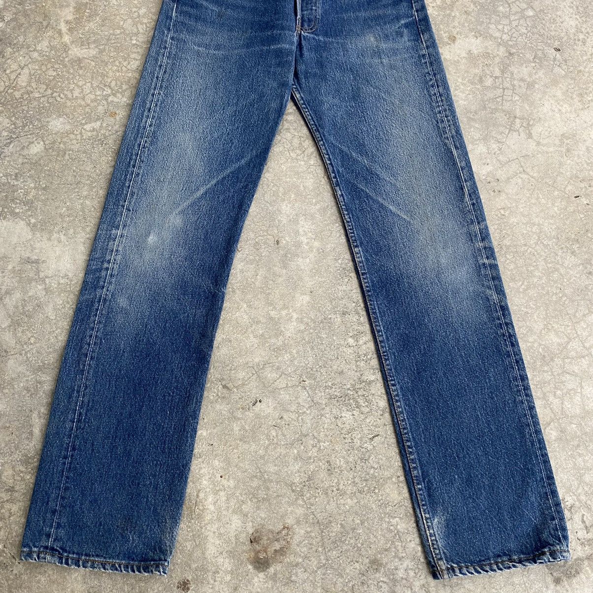 Levi's Size 29x32.5 Vintage 90’s Levis 501 Stonewashed Blue Jeans Size US 29 - 3 Thumbnail